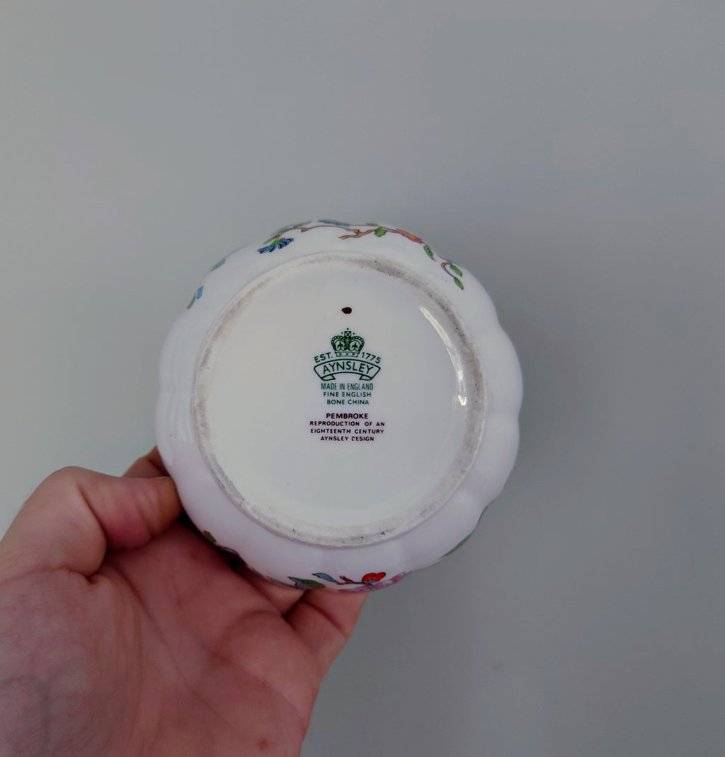 Aynsley Bowl Pembroke (Gold Trim) 4"All Purpose (Cereal) Bowl Fine Bone China Porcelain Made in England Pembroke Pattern Collectable Vintage