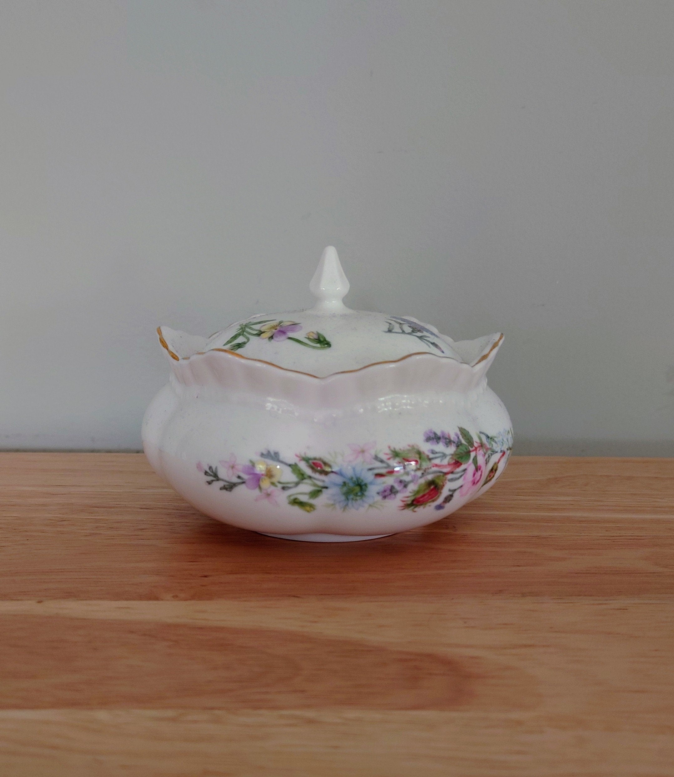 Aynsley Lidded Jar Trinket Box Wild Tudor Fine Bone China Porcelain Made in England Wild Tudor Pattern Collectable Vintage