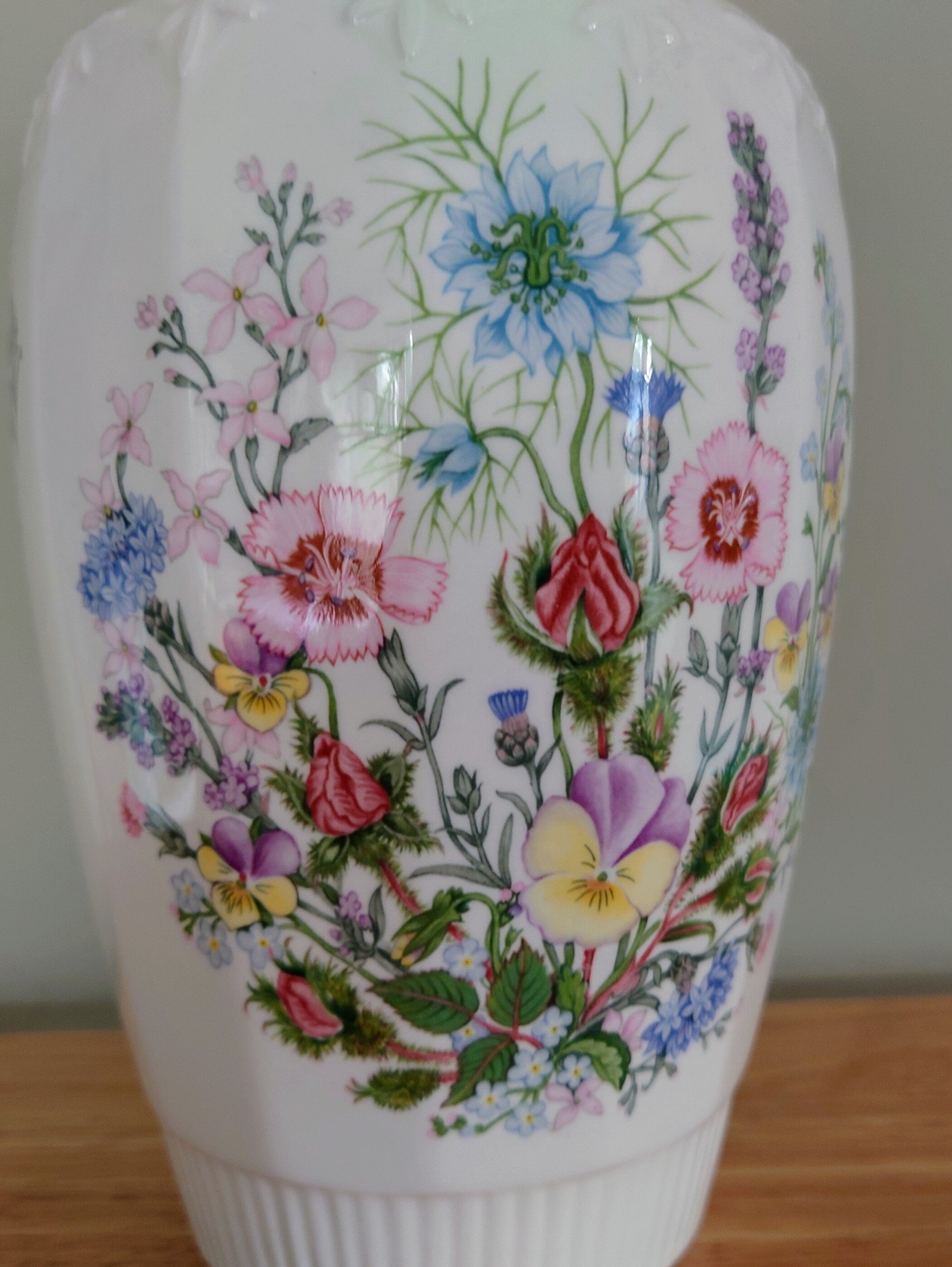 Wild Tudor Aynsley 8'' Georgian Vase Wild Tudor Made in England Wild Tudor Pattern Collectable Vintage Fine Porcelain Ceramic Floral Vase