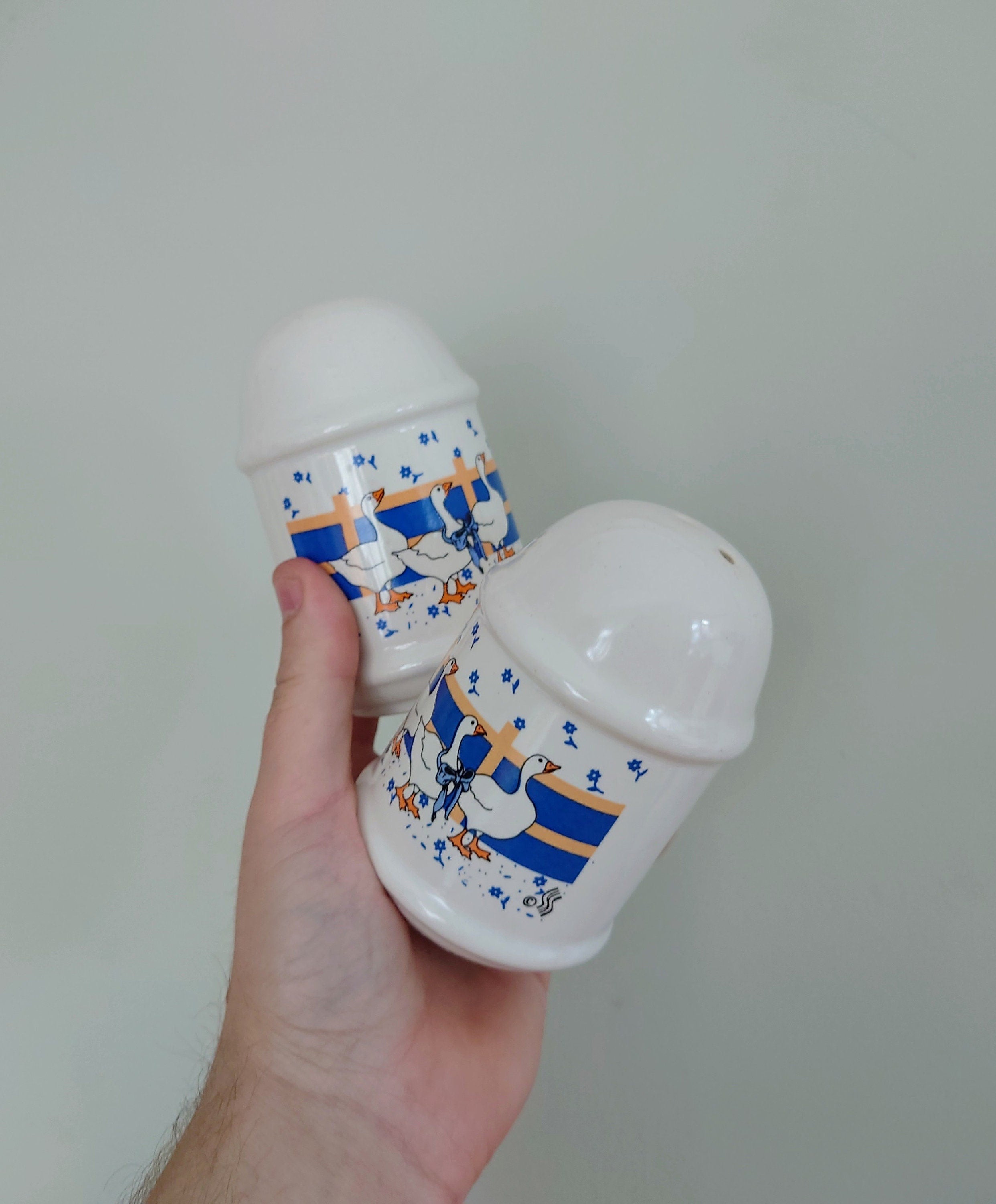 Vintage Chunky Salt and Pepper Shakers Goose Bird White Cruet Sets 1980's Retro Kitsch Cruets Salts