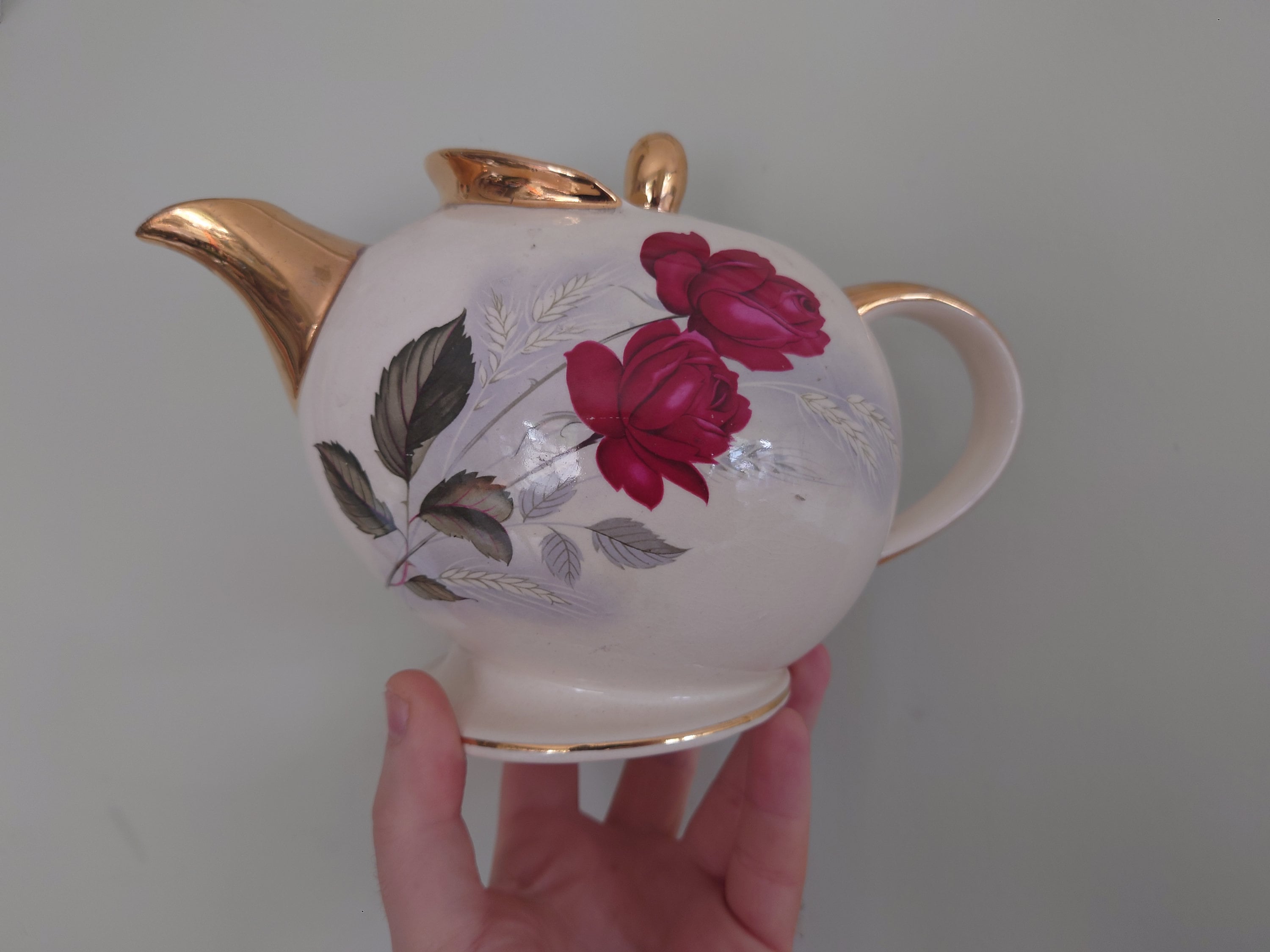 Vintage Ceramic Teapot Floral Gold Gilt Afternoon Tea Heatmaster England 4 Cups Genuine Made in England Decorative Novelty Ceramic Teapot
