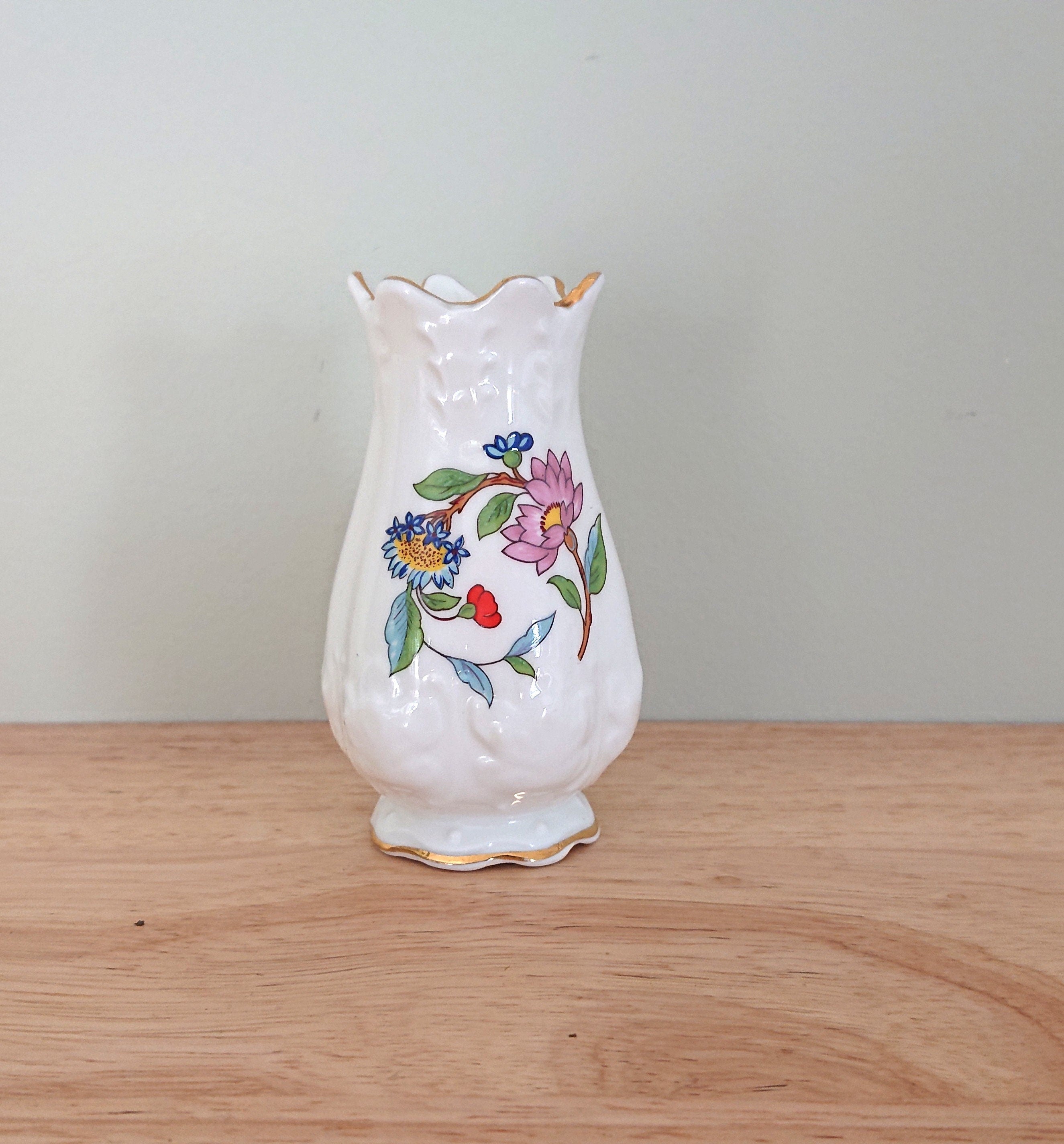 Aynsley  Spill Vase Frill  Pembroke (Gold Trim) Pembroke Fine Bone China Porcelain Made in England Pembroke Pattern Collectable Gift Vintage