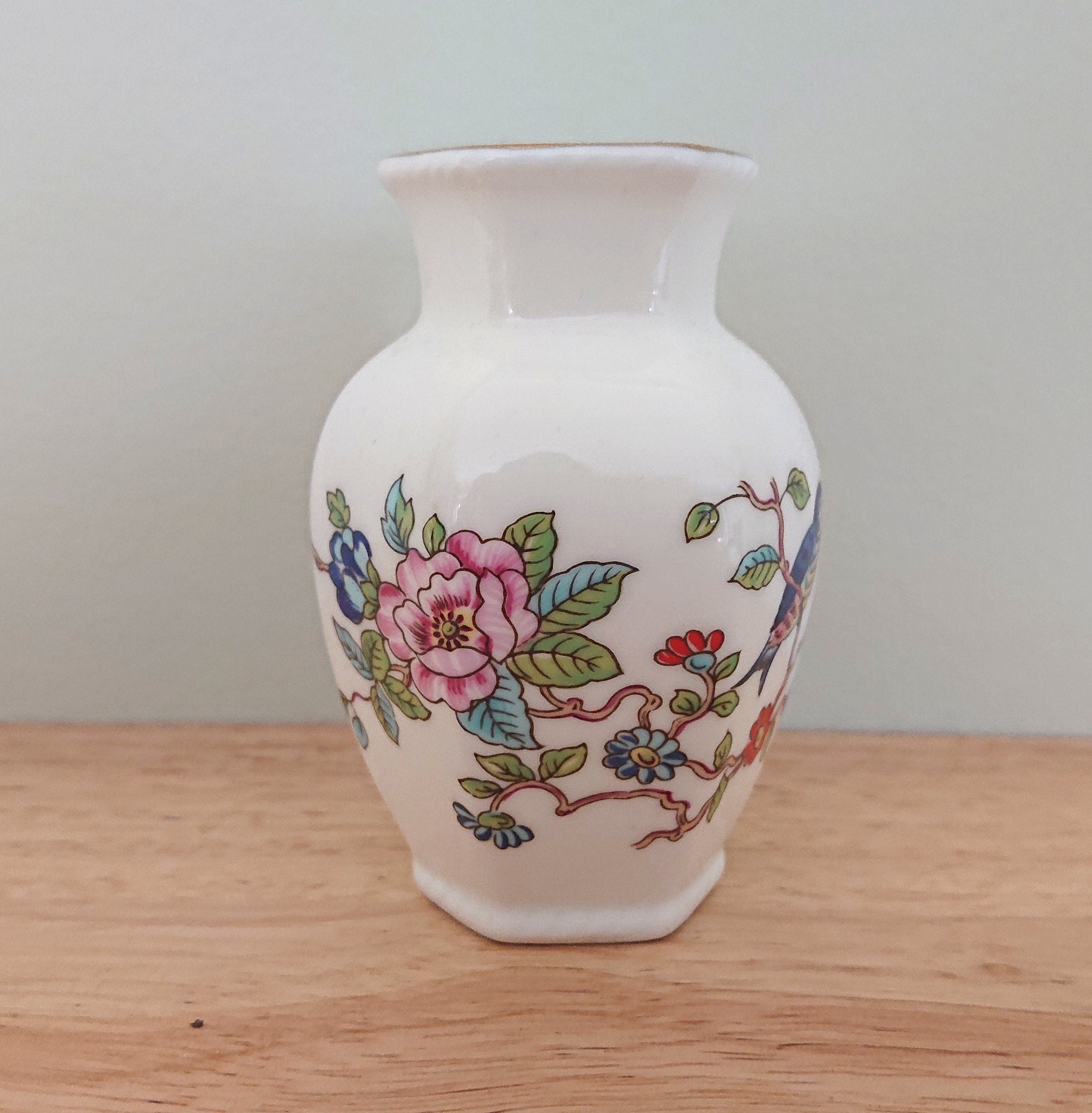 Aynsley  Spill Vase Hexagonal Pembroke (Gold Trim) Pembroke Fine Bone China Porcelain Made in England Pembroke Pattern Collectable Vintage
