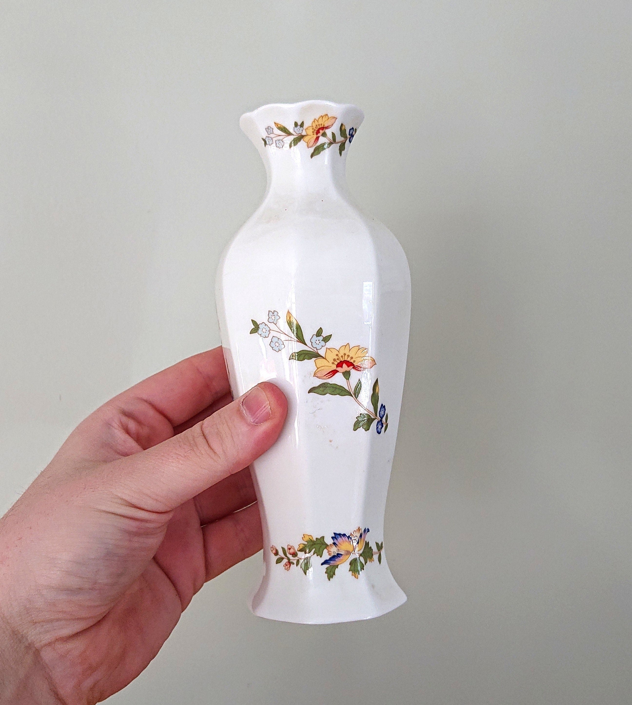 Chatsworth Vase Cottage Garden Aynsley Fine Bone China Porcelain Made in England Cottage Garden Pattern Collectable Gift Vintage