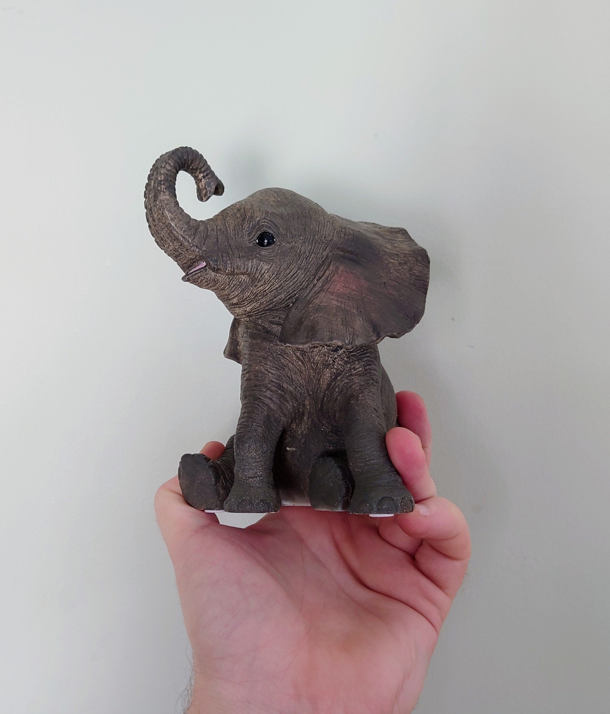 Vintage elephant Figurine Resin Collectable Animal Kitsch Bone China Mid Century Boxed  African Wildlife Trunk Up Good Luck Leonardo