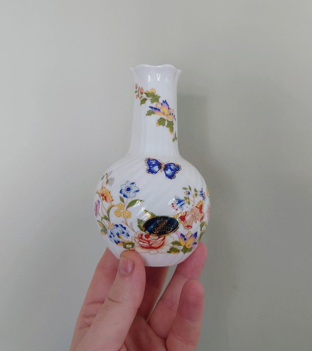 Cottage Garden Aynsley Bud Vase Frill 12cm  Small Porcelain Made in England Cottage Garden Pattern Collectable Vintage