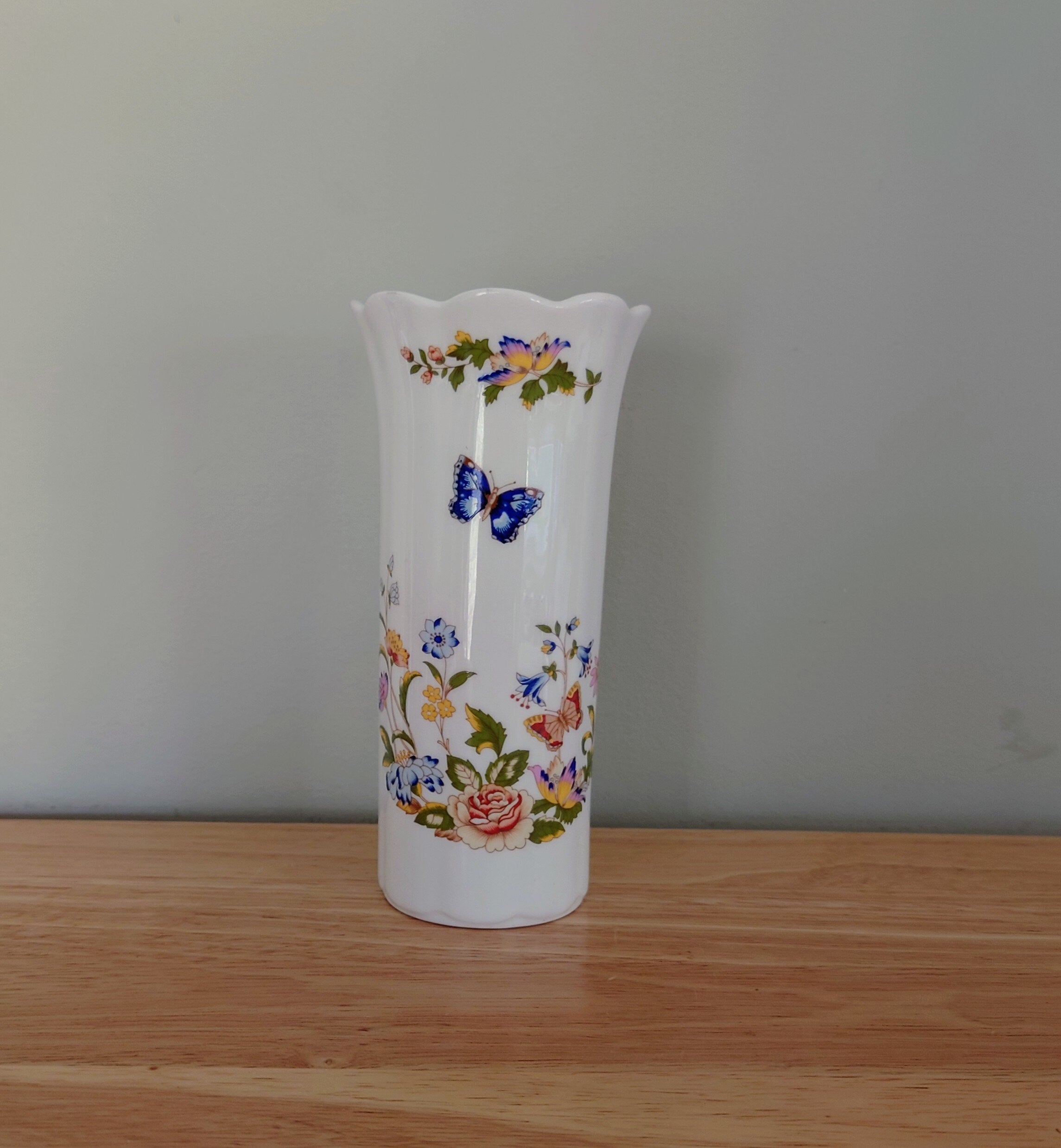 Vase 5" Mayfair Vase Cottage Garden Aynsley Fine Bone China Porcelain Made in England Cottage Garden Pattern Collectable Gift Vintage
