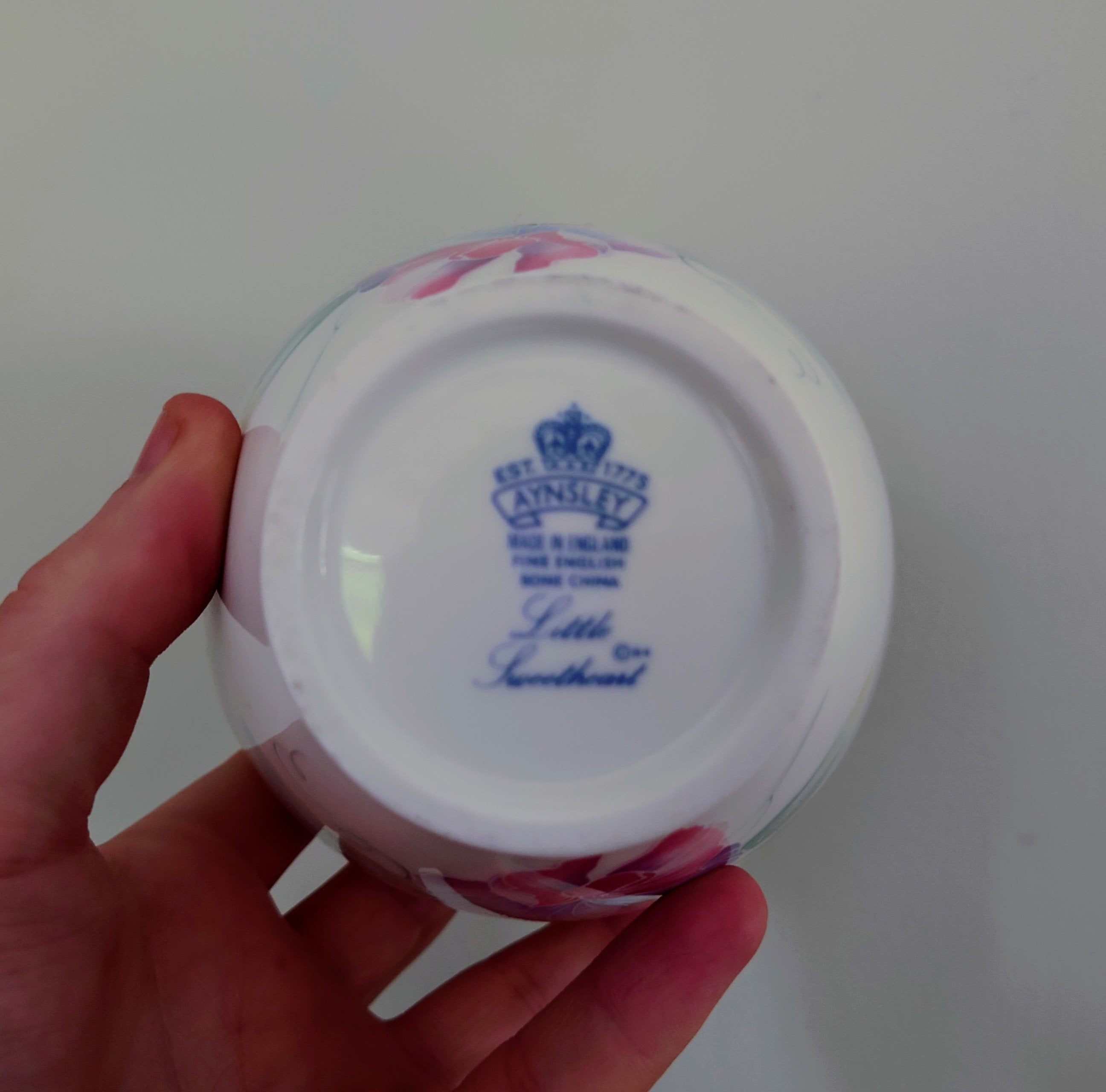 Little Sweetheart Medium Ginger Jar & Lid Fine Bone China Porcelain Made in England Little Sweetheart  Pattern Collectable Vintage