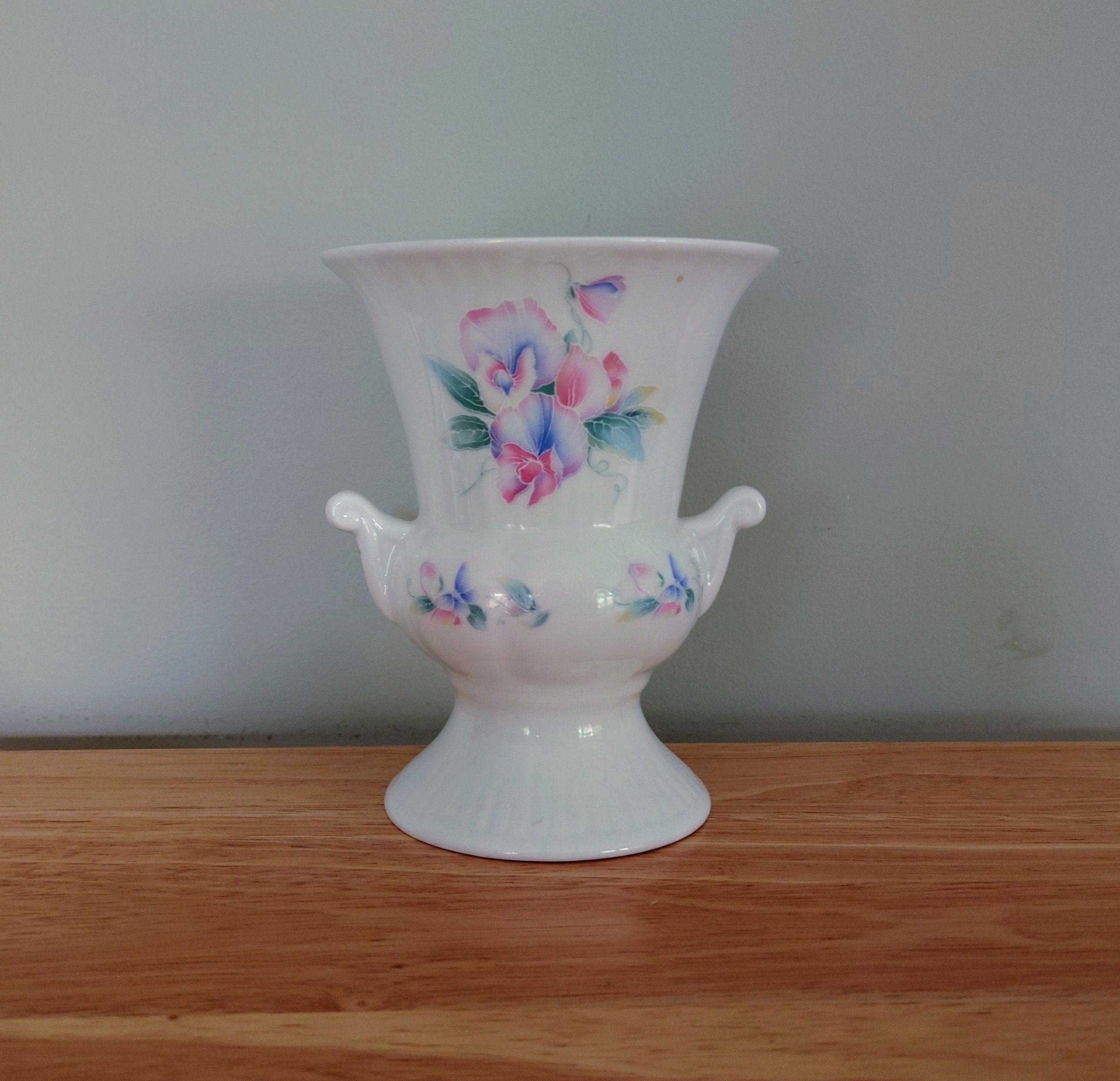 Little Sweetheart Aynsley Pedestal Vase Vase Porcelain Made in England Little Sweetheart Pattern Collectable Vintage