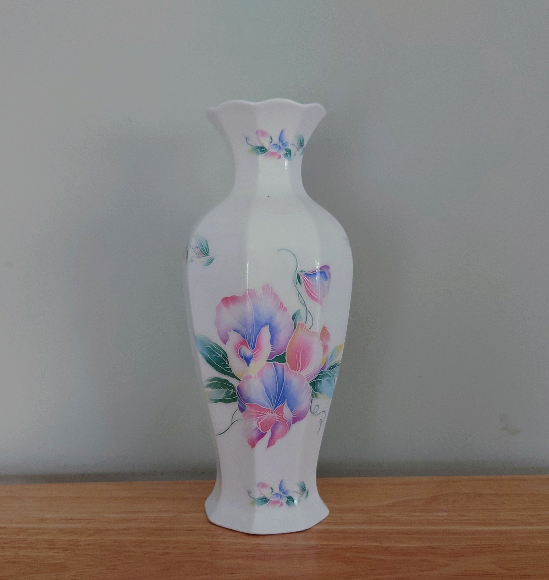 Little Sweetheart Aynsley 9" Chatsworth Vase Vase Porcelain Made in England Little Sweetheart Pattern Collectable Vintage