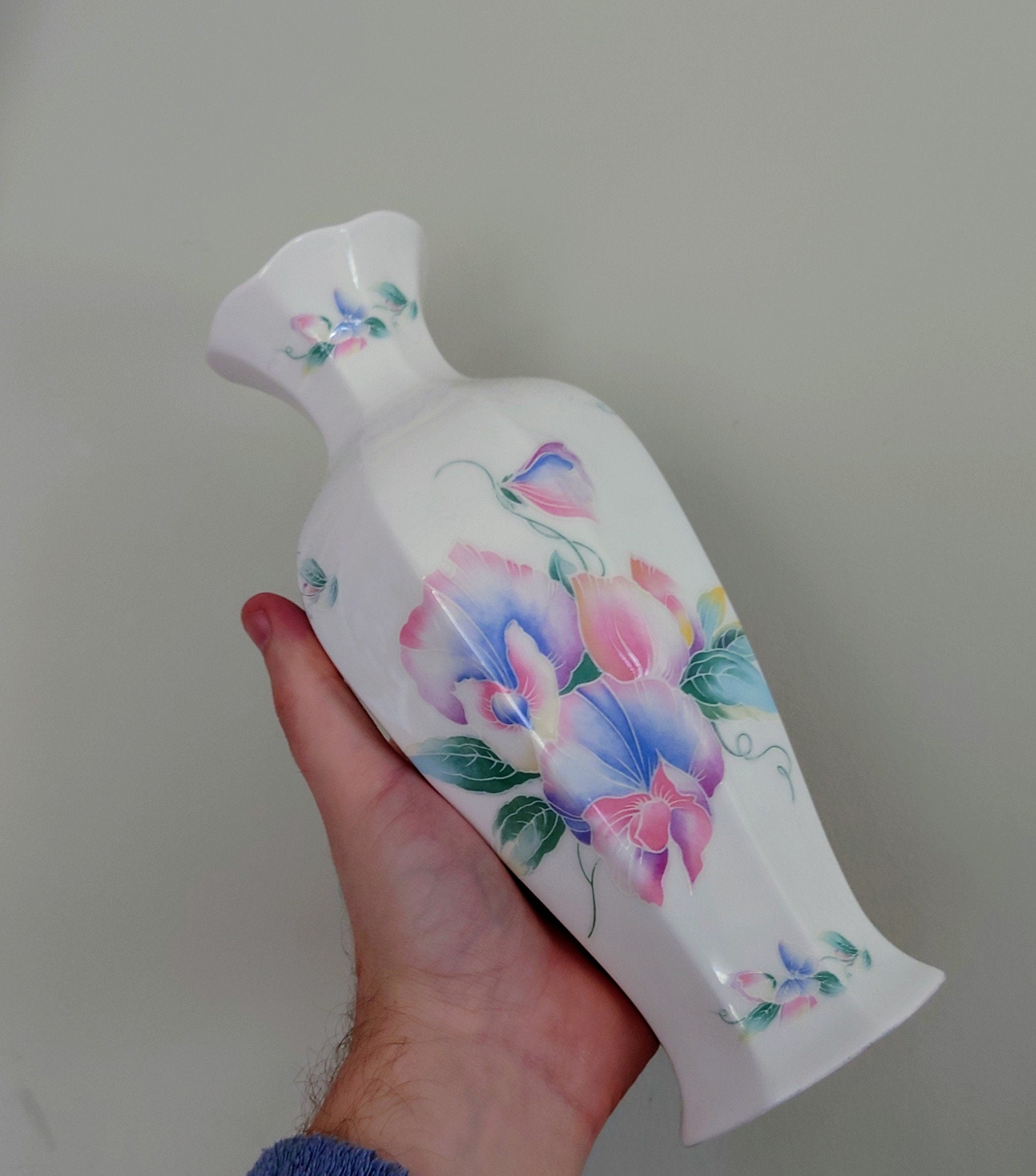 Little Sweetheart Aynsley 9" Chatsworth Vase Vase Porcelain Made in England Little Sweetheart Pattern Collectable Vintage