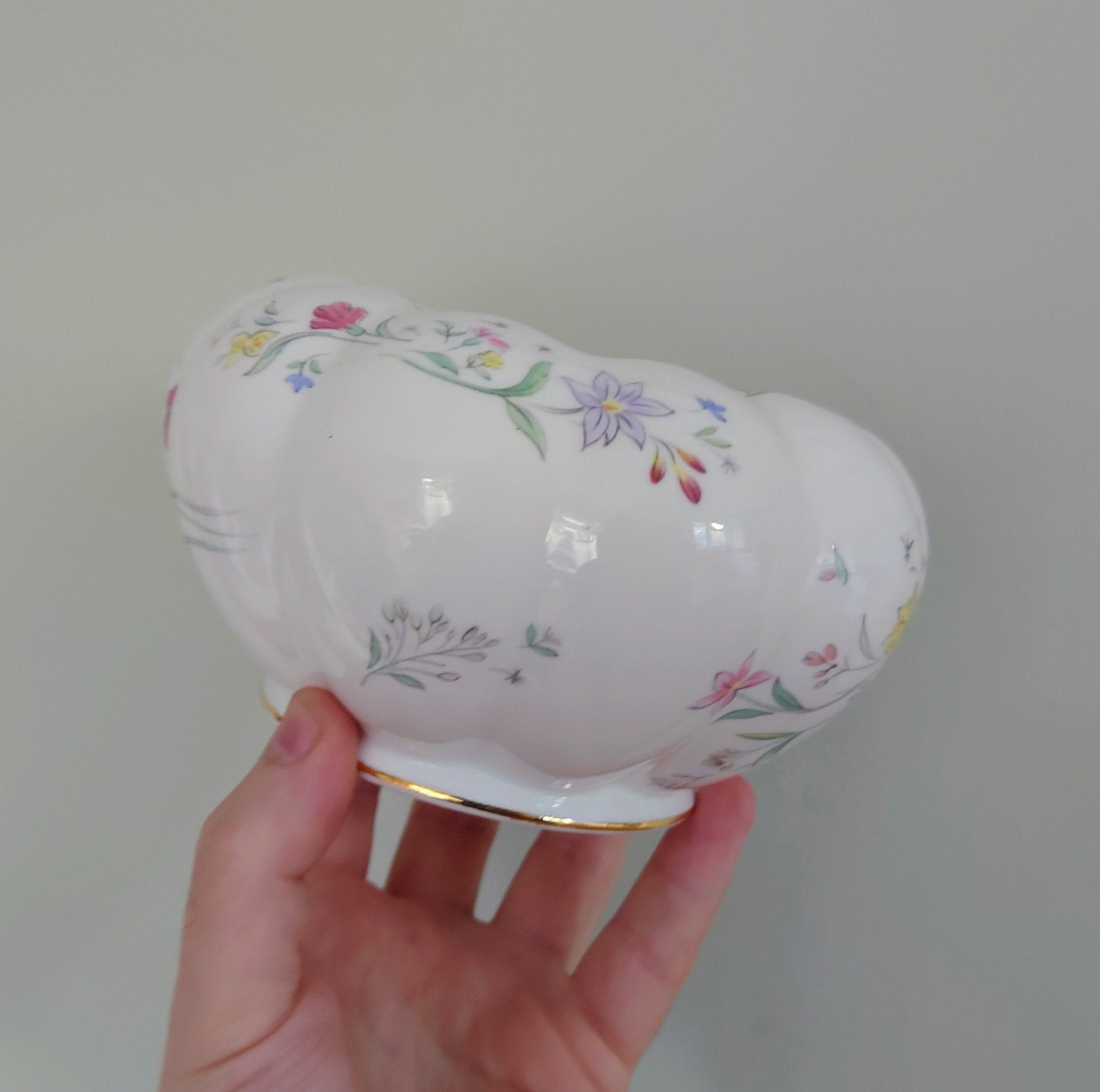 Vintage Aynsley Summer Sketches Bowl (Gold Trim) Pattern Porcelain Made in England Collectable Vintage