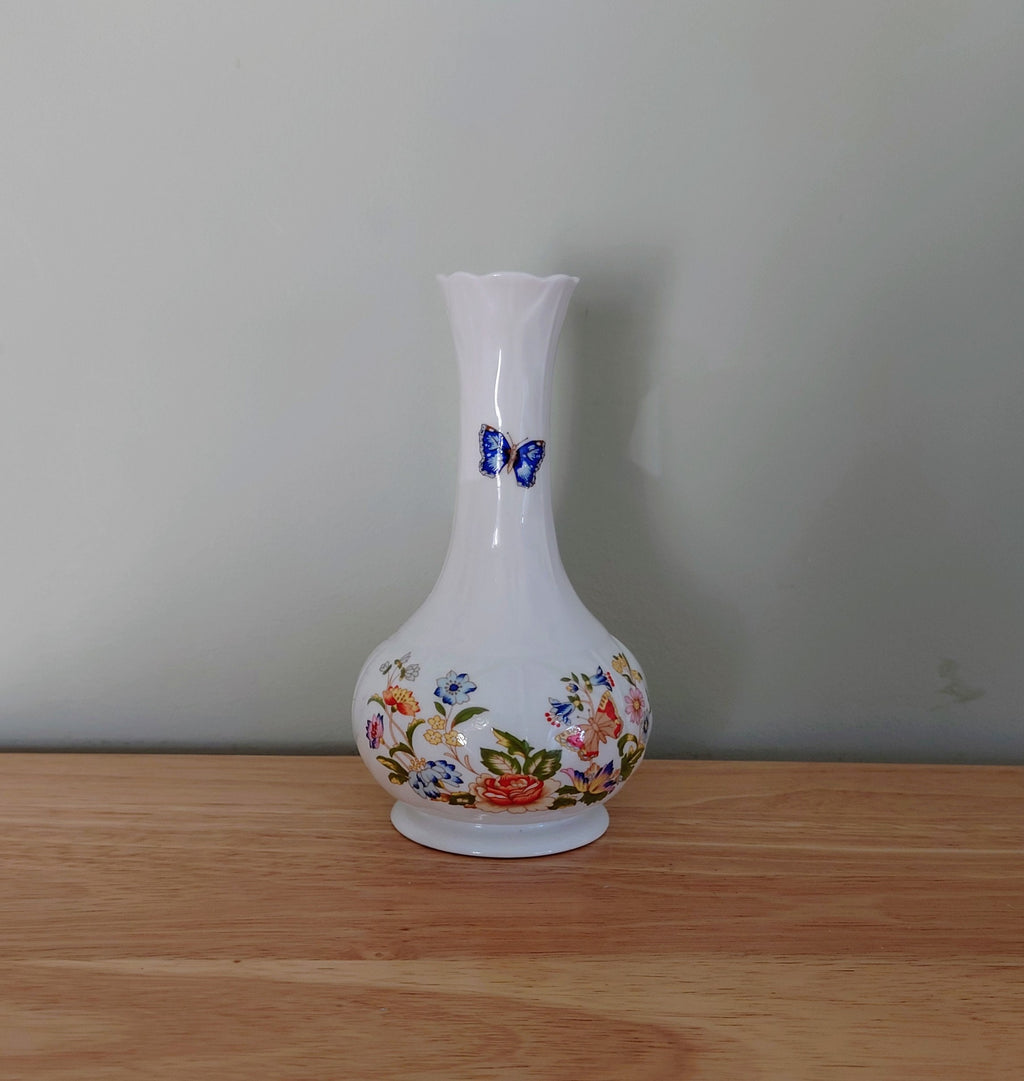 Aynsley Frill Bud Vase Cottage Garden Fine Bone China Porcelain Made in England Country Cottage Pattern Collectable Vintage