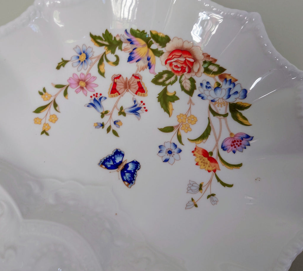 Shell Shaped Dish Cottage Garden Aynsley Fine Bone China Porcelain Made in England Cottage Garden Pattern Collectable Gift Vintage