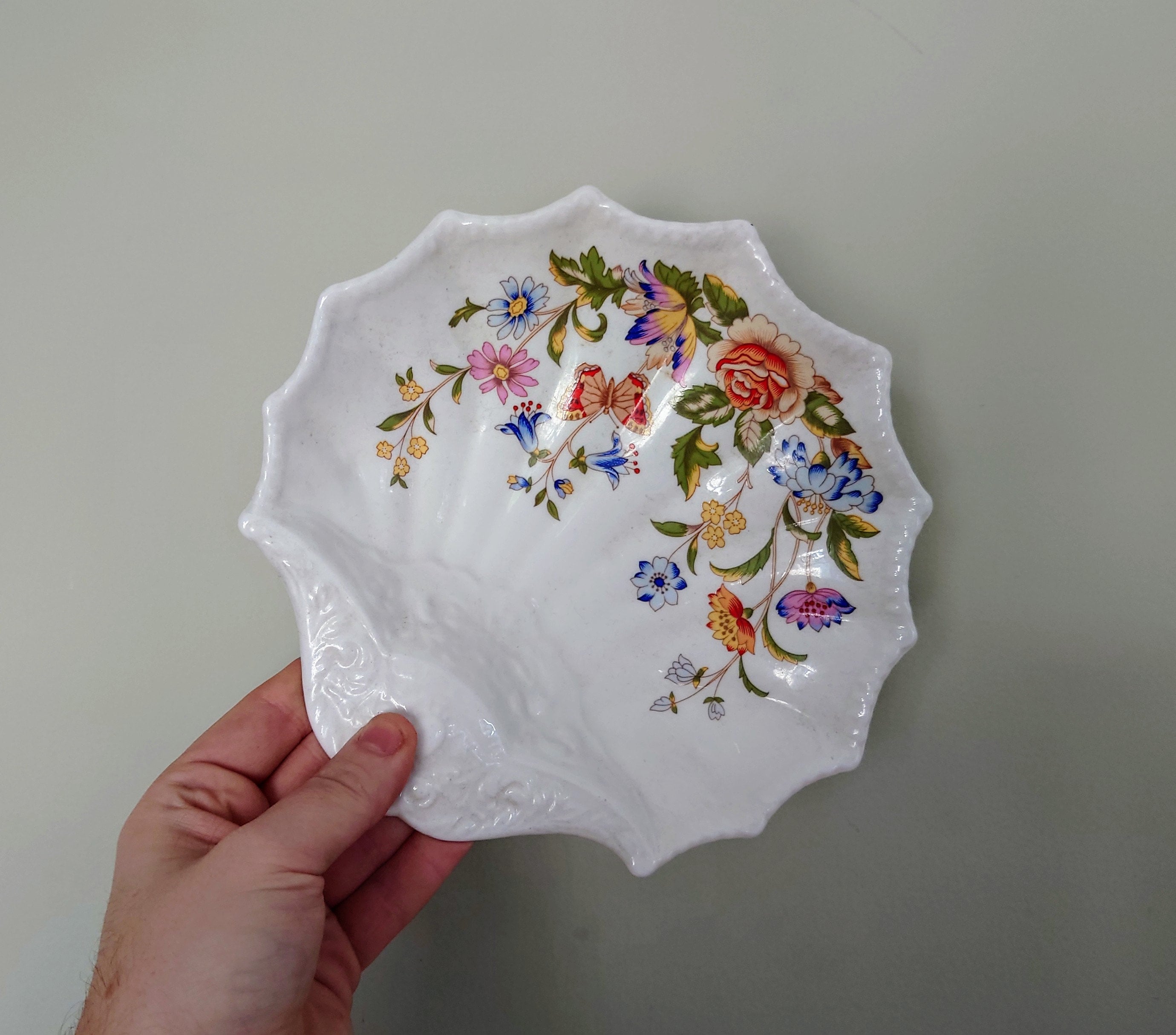 Shell Shaped Dish Cottage Garden Aynsley Fine Bone China Porcelain Made in England Cottage Garden Pattern Collectable Gift Vintage
