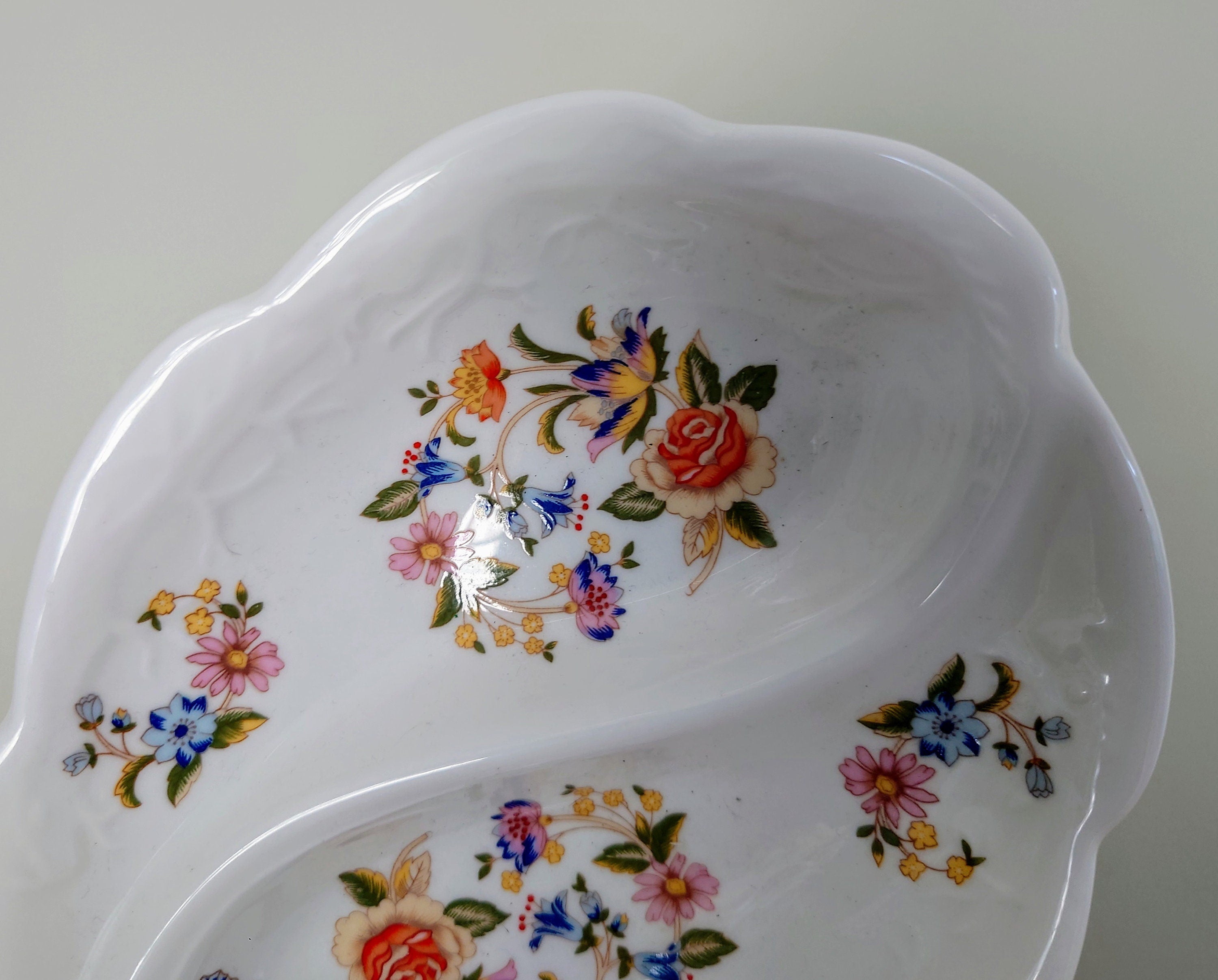 Aynsley  2-Part Relish Pickle Dish Cottage Garden Fine Bone China Porcelain Made in England Cottage Garden Pattern Collectable Gift Vintage