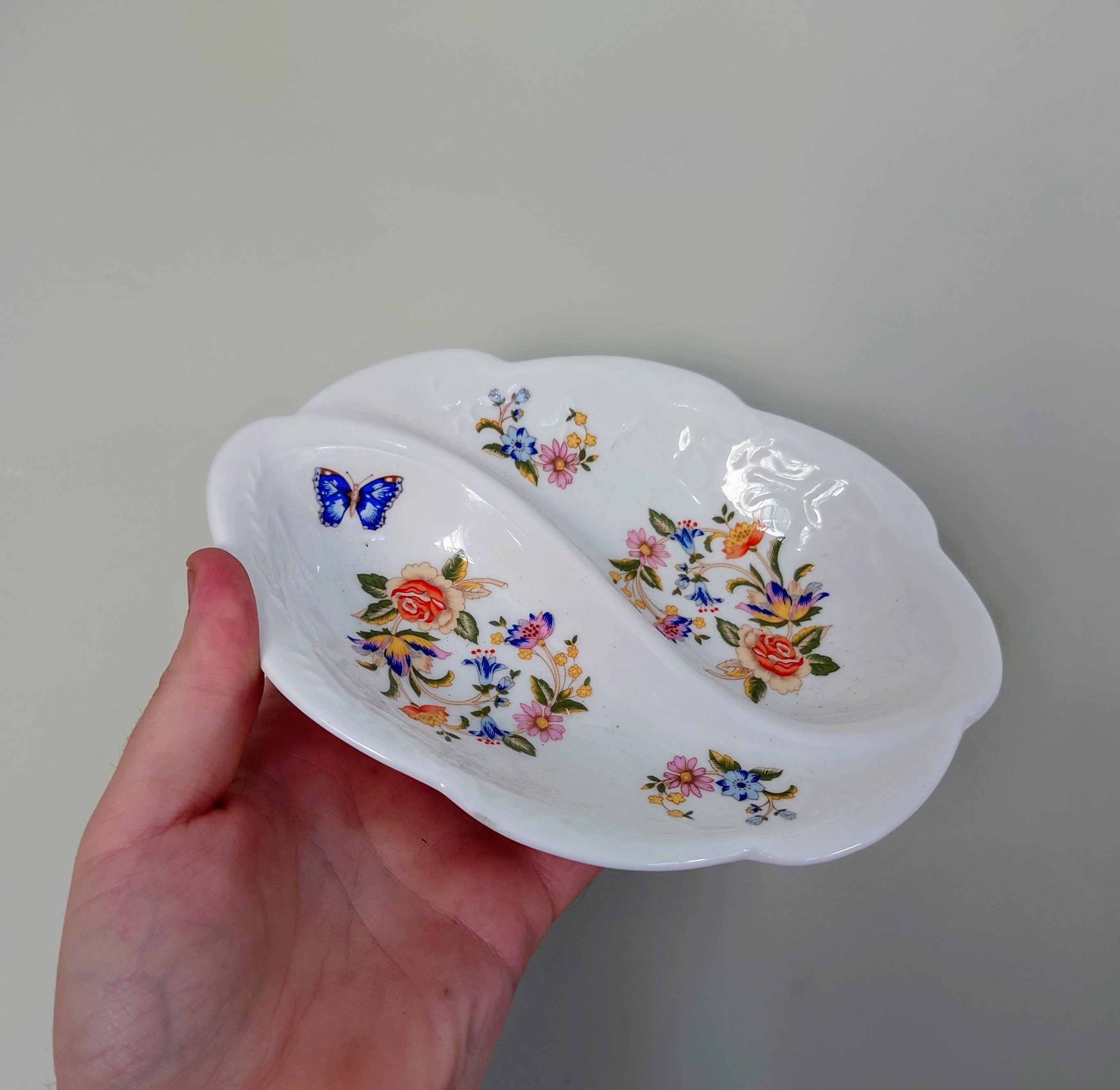 Aynsley  2-Part Relish Pickle Dish Cottage Garden Fine Bone China Porcelain Made in England Cottage Garden Pattern Collectable Gift Vintage