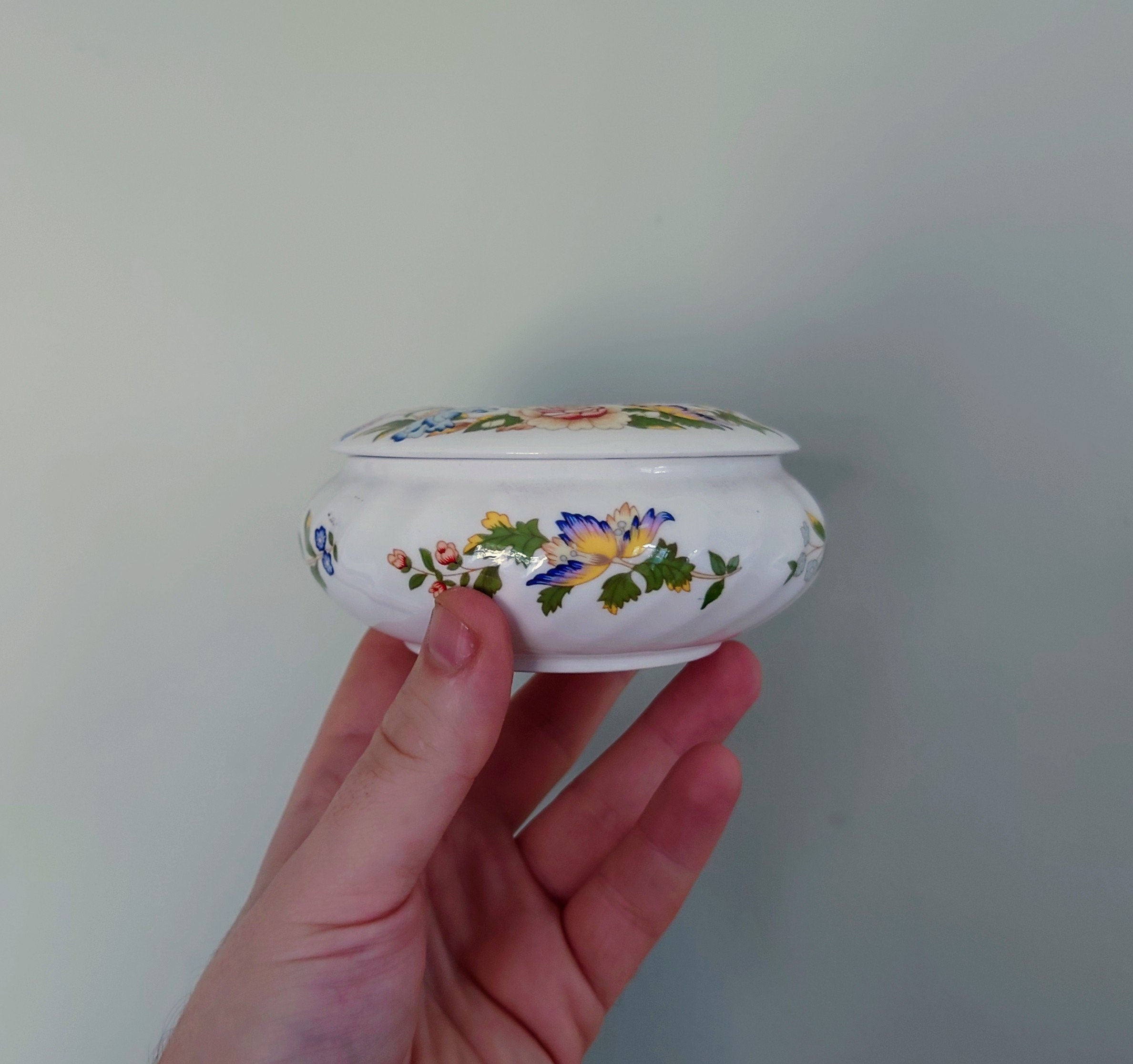 Round Trinket Box Cottage Garden Aynsley Jewellery Fine Bone China Porcelain Made in England Cottage Garden Pattern Collectable Vintage