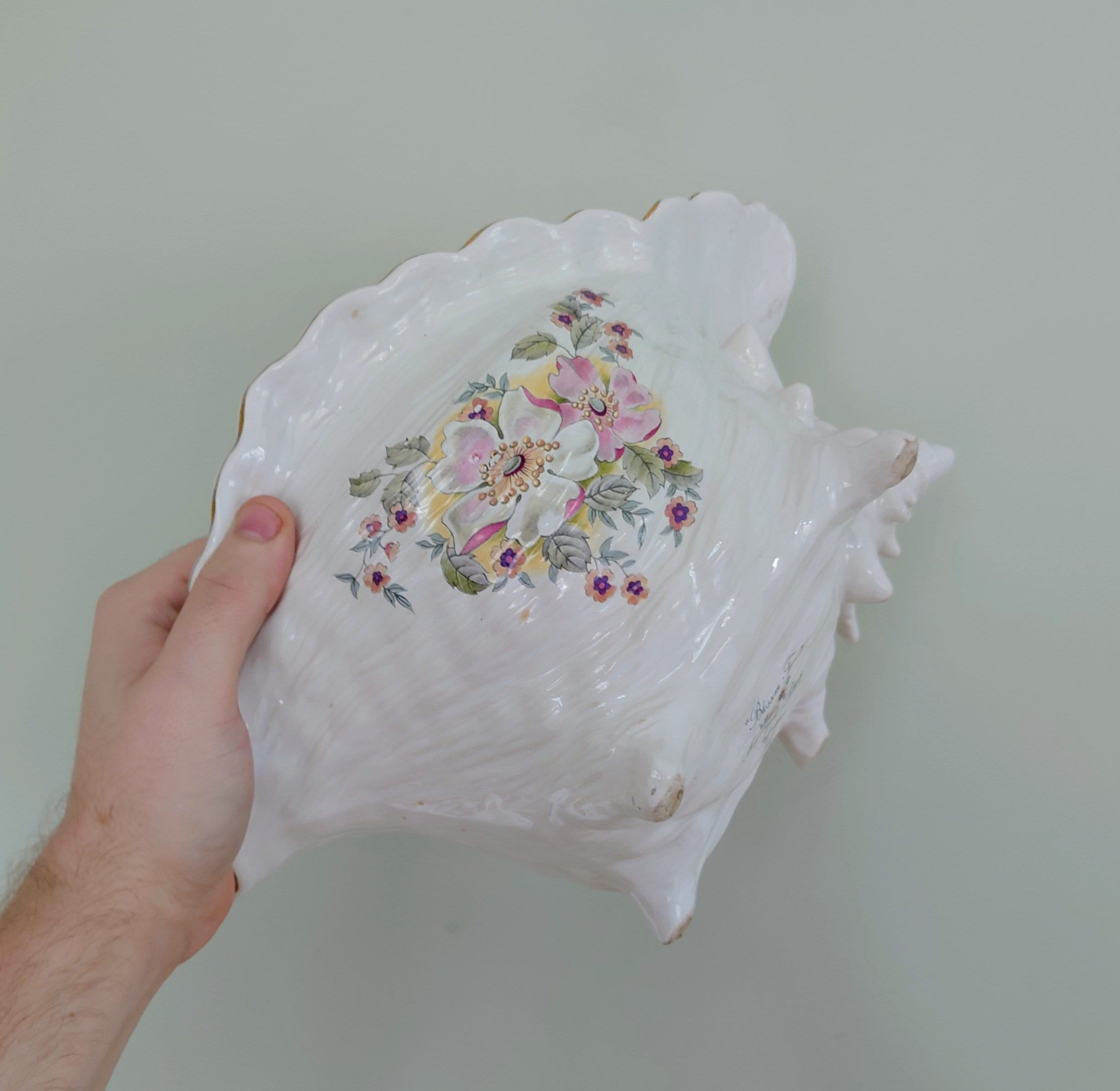 Large Vintage Large Planter Indoor Plant Pot White Pink Floral Gold Gilt Ceramic Planter Conch Shell Pot Pourri