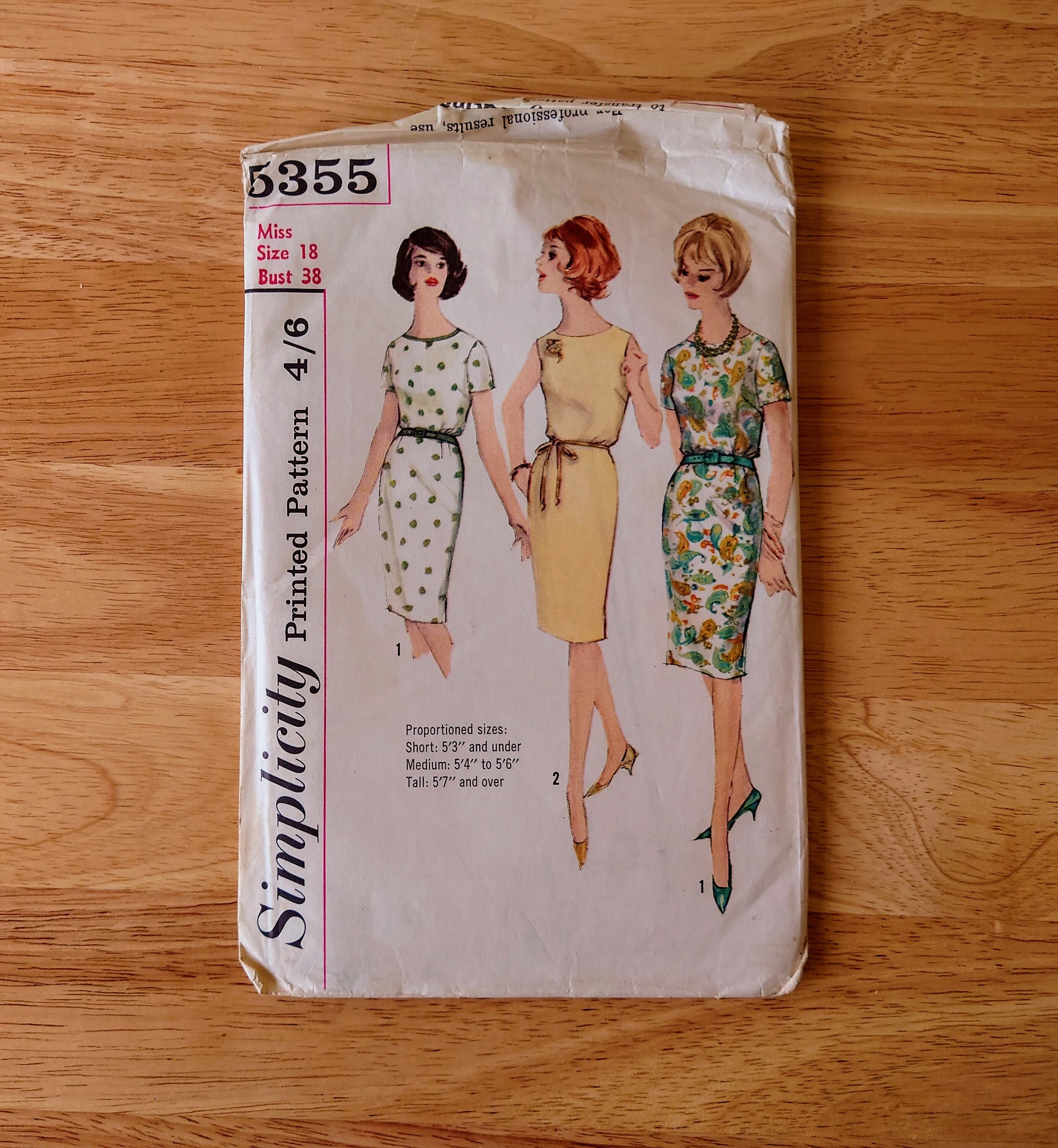 Vintage Dress Sewing Pattern Size 18 - 1964 Original Woman's Clothes Patterns  Mid Century  Sewing Pattern Knitting Design Pattern Print