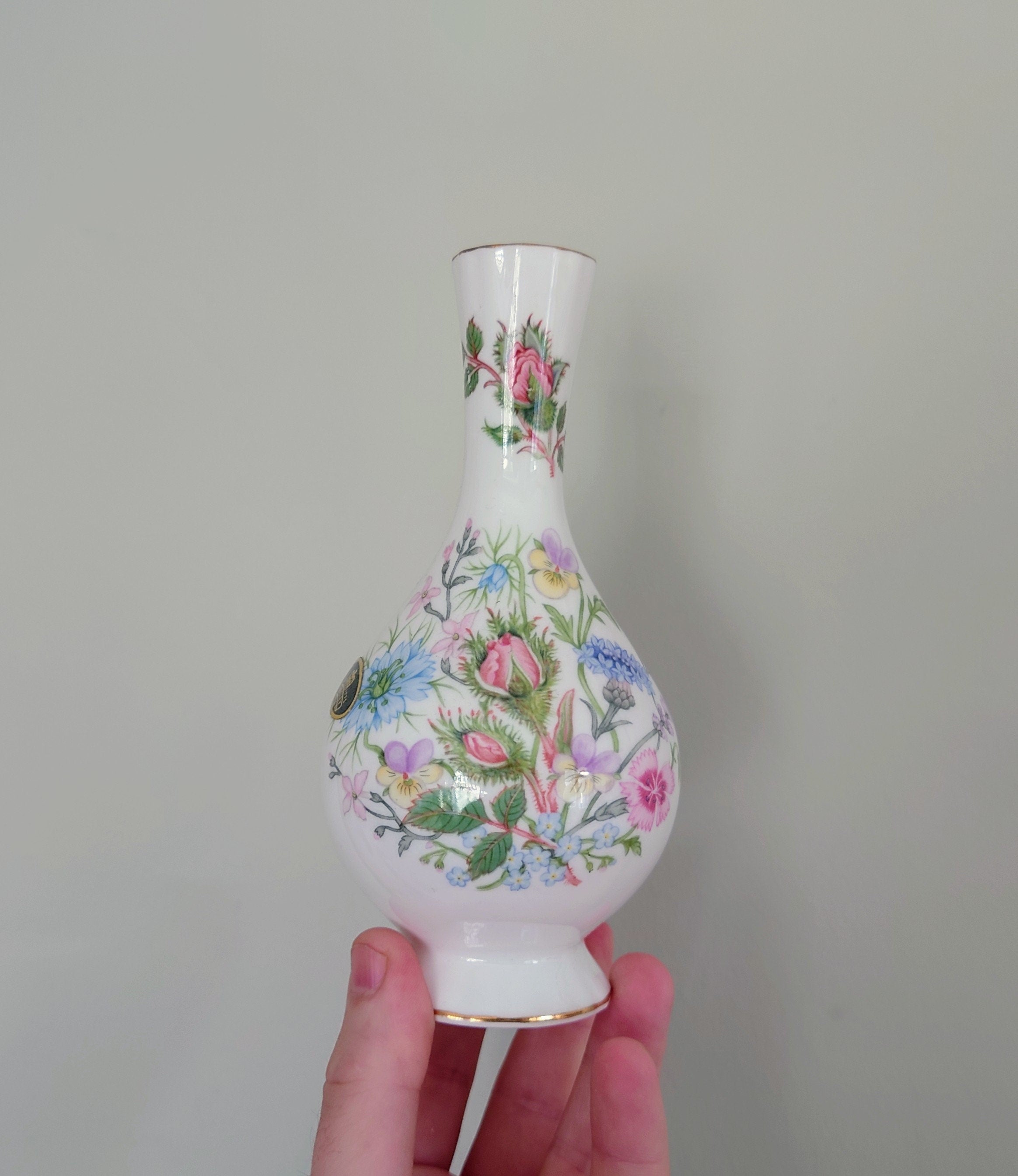 Wild Tudor Aynsley 6" Bud Vase Globe  Porcelain Made in England Wild Tudor Pattern Collectable Vintage Fine Porcelain Ceramic Floral Vase