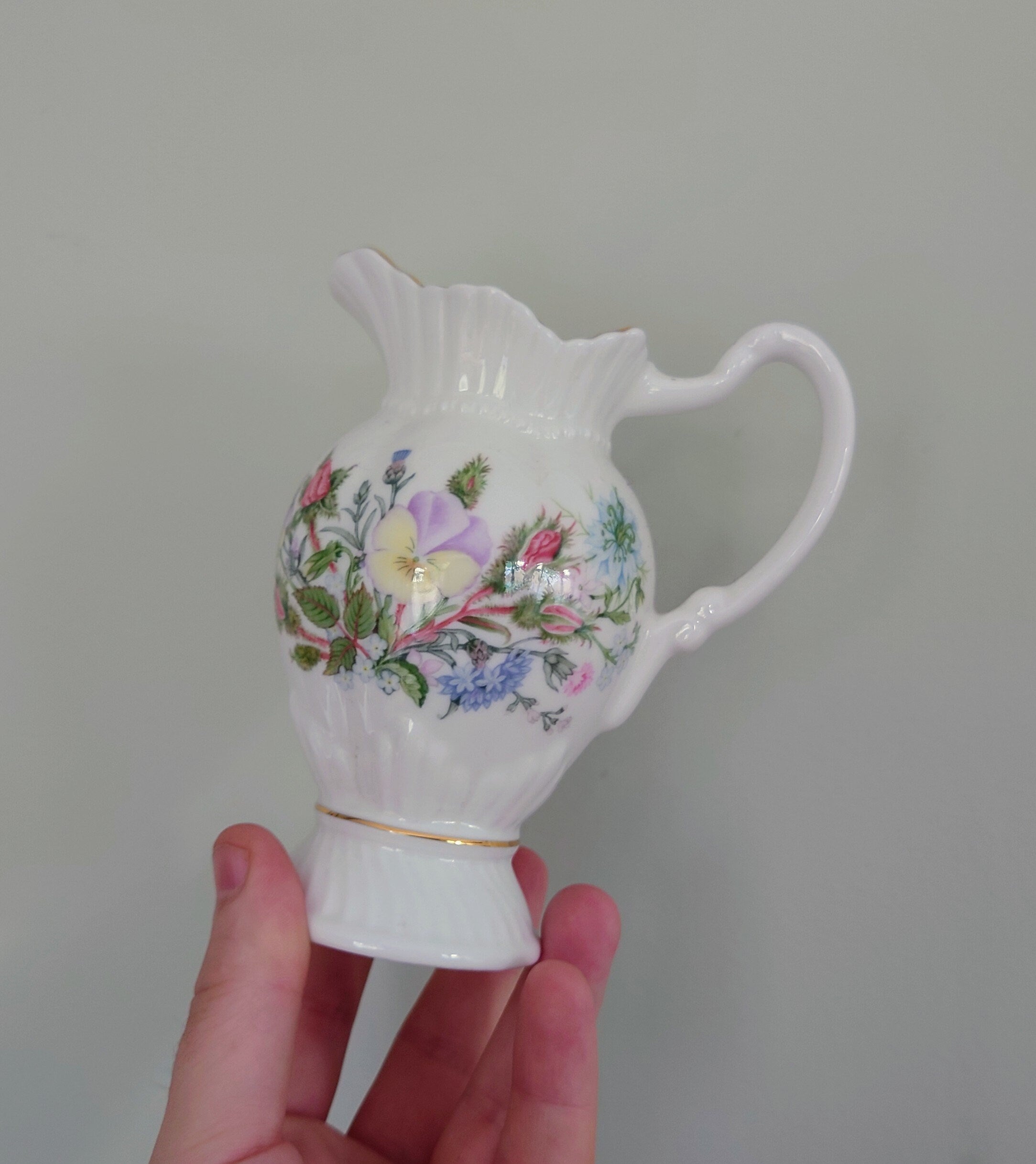 Aynsley 12 Oz  4'' Georgian Jug Wild Tudor Fine Bone China Porcelain Made in England Wild Tudor Pattern Collectable Vintage Jug Décor