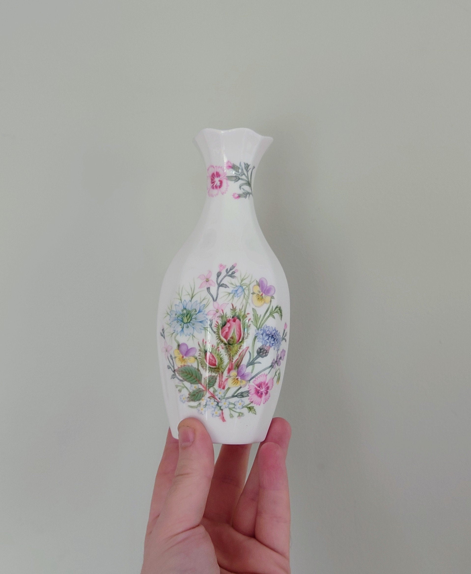 Wild Tudor Aynsley 6" Bud Vase Porcelain Made in England Wild Tudor Pattern Collectable Vintage Fine Porcelain Ceramic Floral Vase