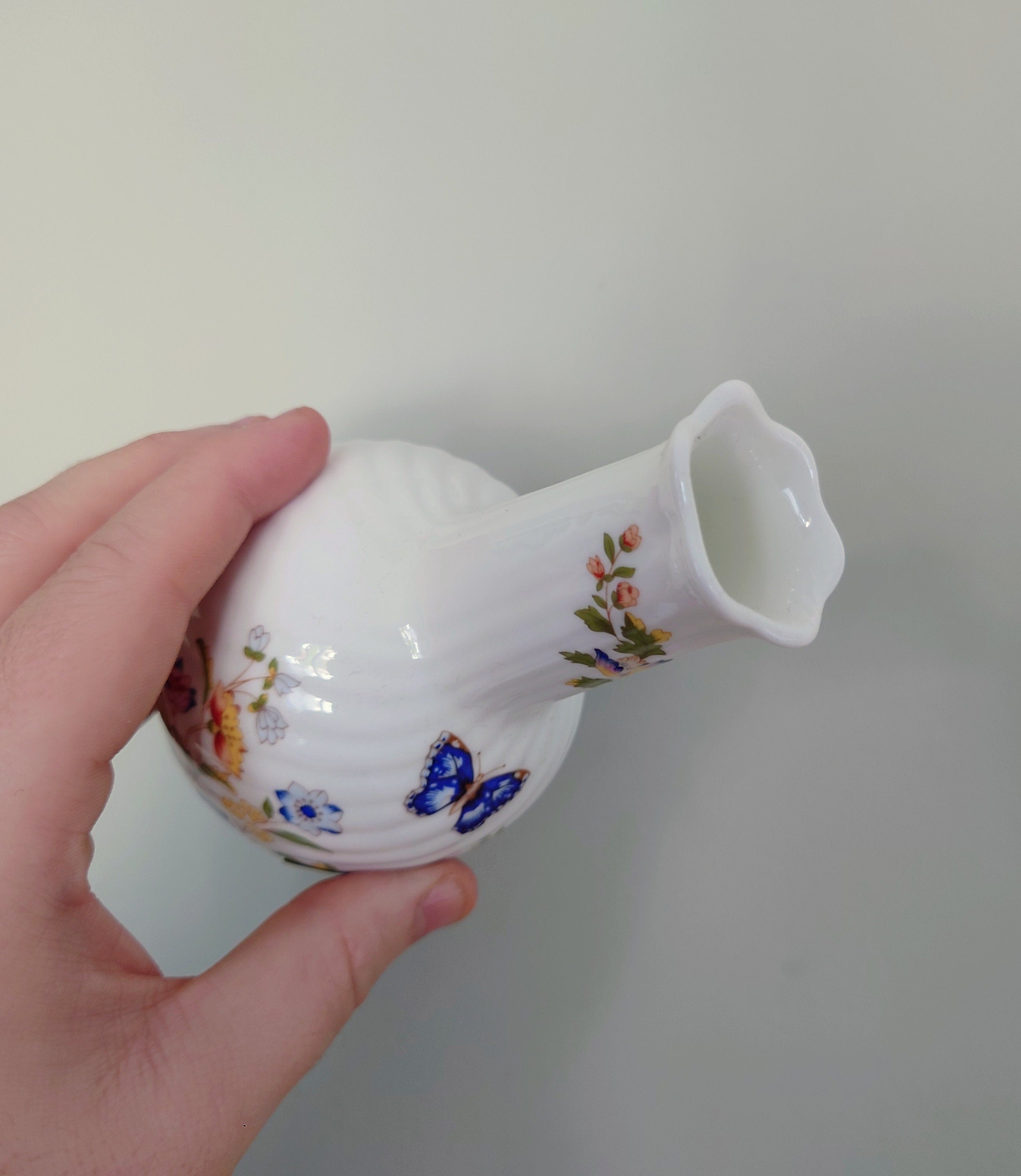 Cottage Garden Aynsley Bud Vase Frill 12cm  Small Porcelain Made in England Cottage Garden Pattern Collectable Vintage