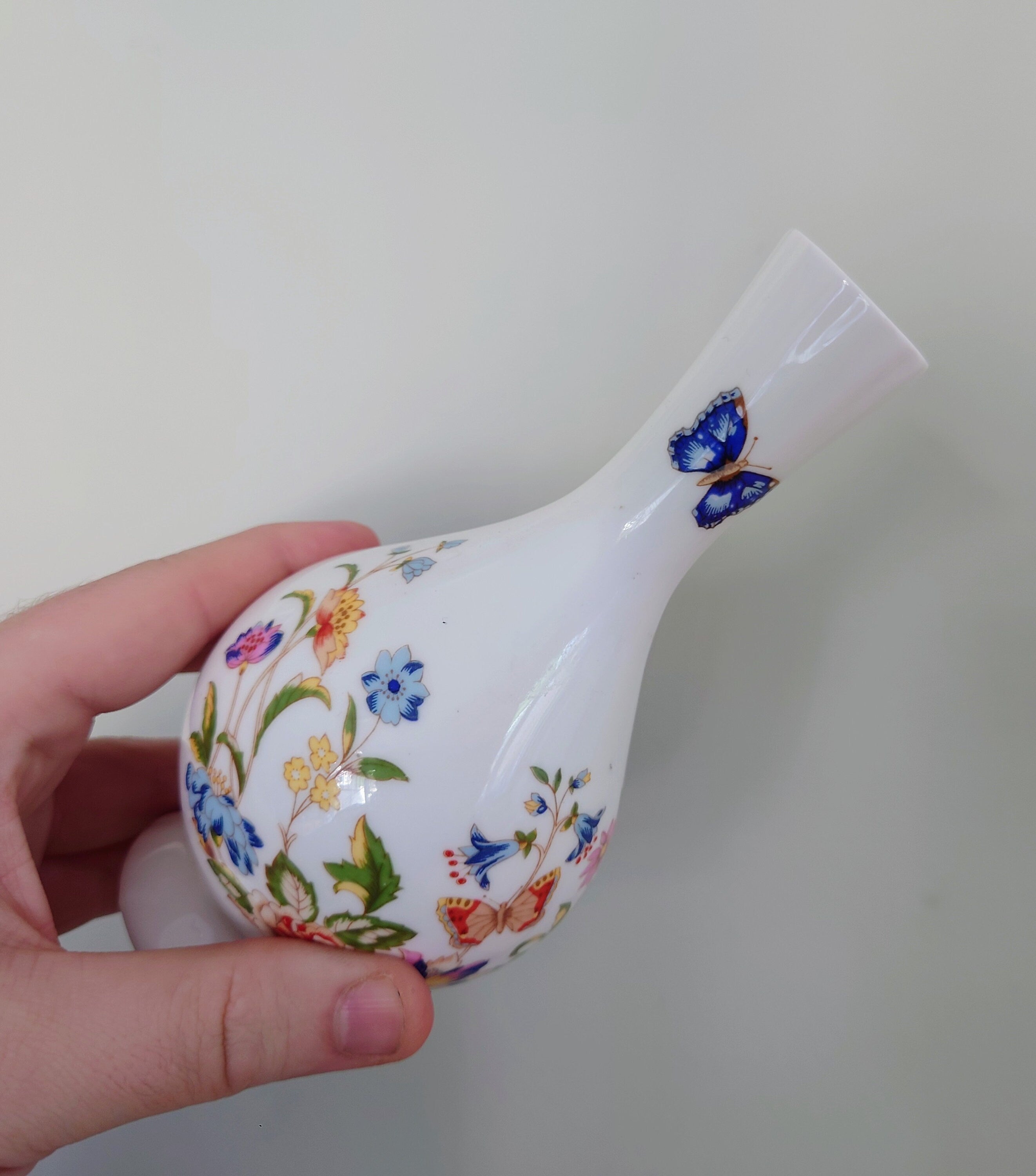 Aynsley Bud Vase Cottage Garden Fine Bone China Porcelain Made in England Country Cottage Pattern Collectable Vintage