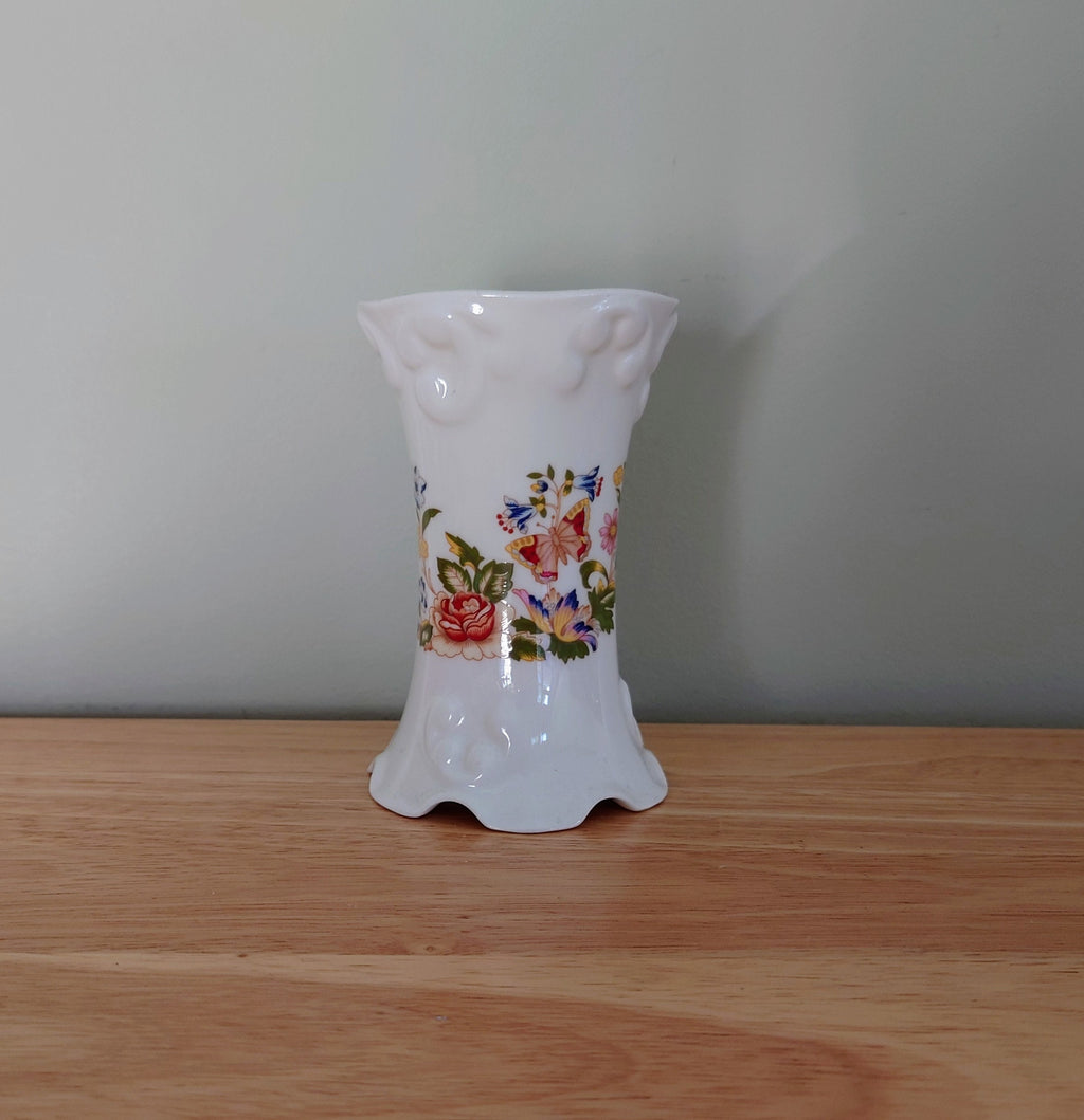 Aynsley bouquet Vase Small Posey Cottage Garden Fine Bone China Porcelain Made in England Country Cottage Pattern Collectable Vintage