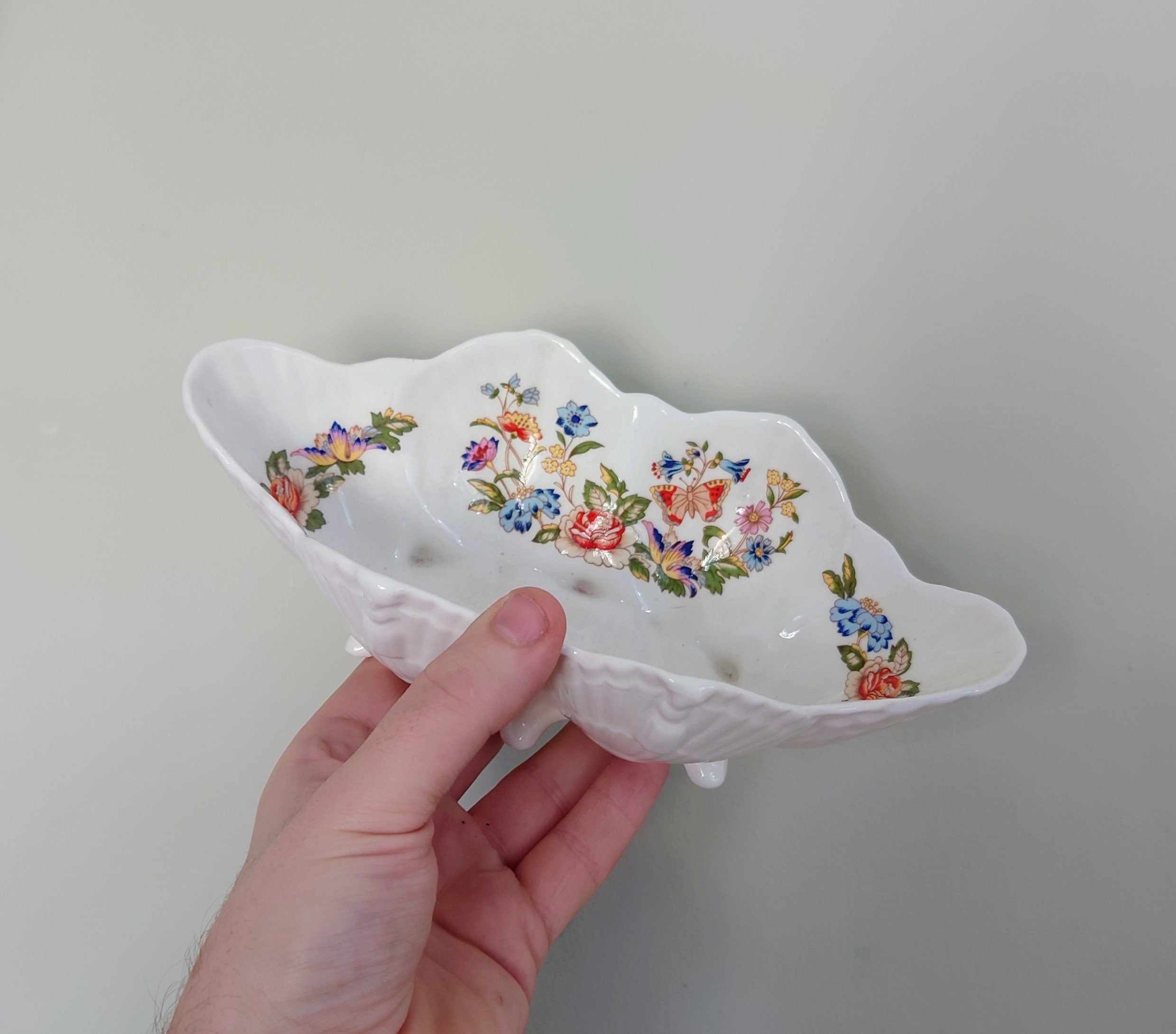 Oval Shell Shaped Dish Cottage Garden Aynsley Fine Bone China Porcelain Made in England Cottage Garden Pattern Collectable Gift Vintage