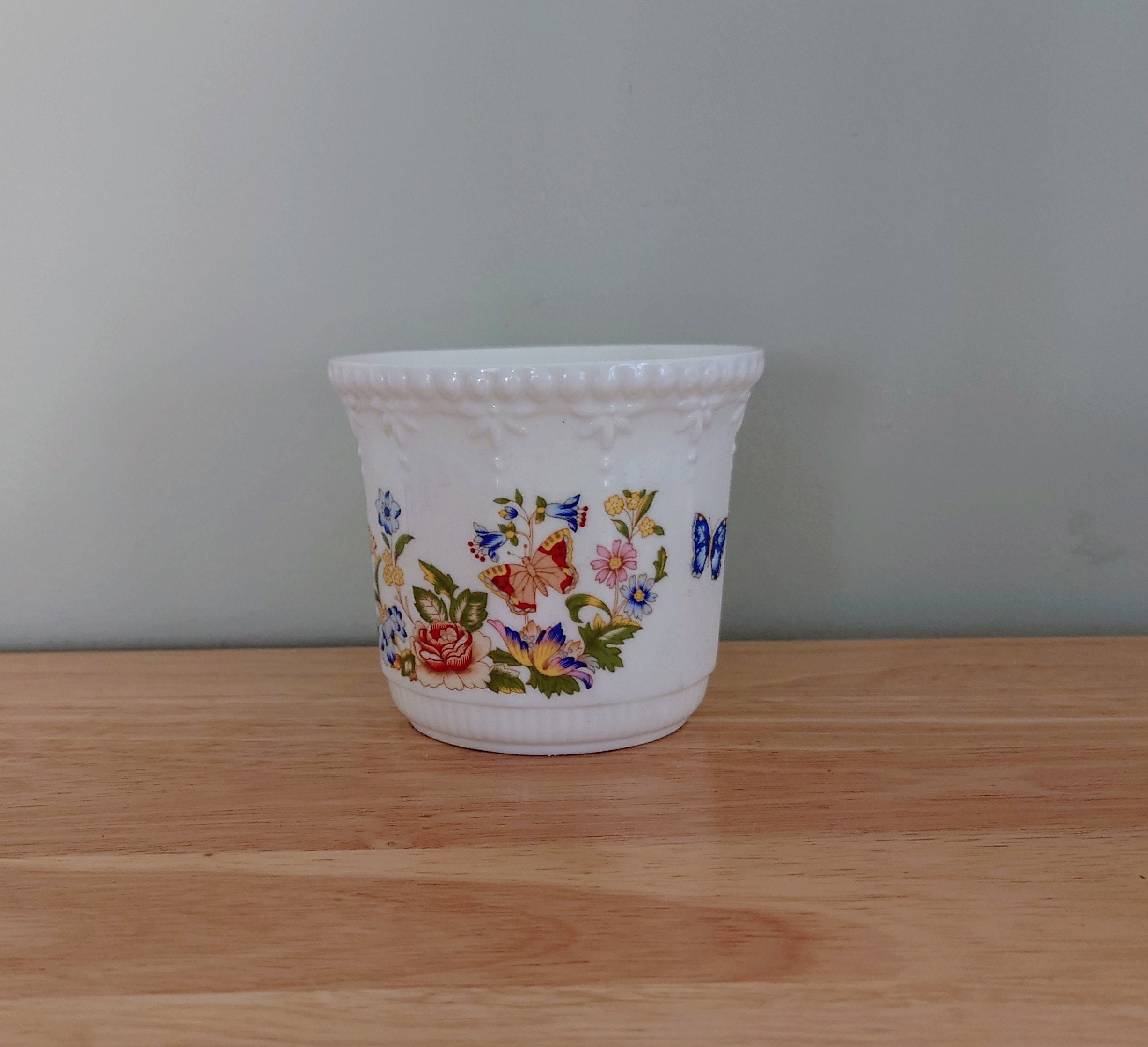 Plant Pot Cottage Garden Aynsley Planter Cottage Garden Porcelain Made in England Cottage Garden Pattern Collectable Vintage Aynsley Gift