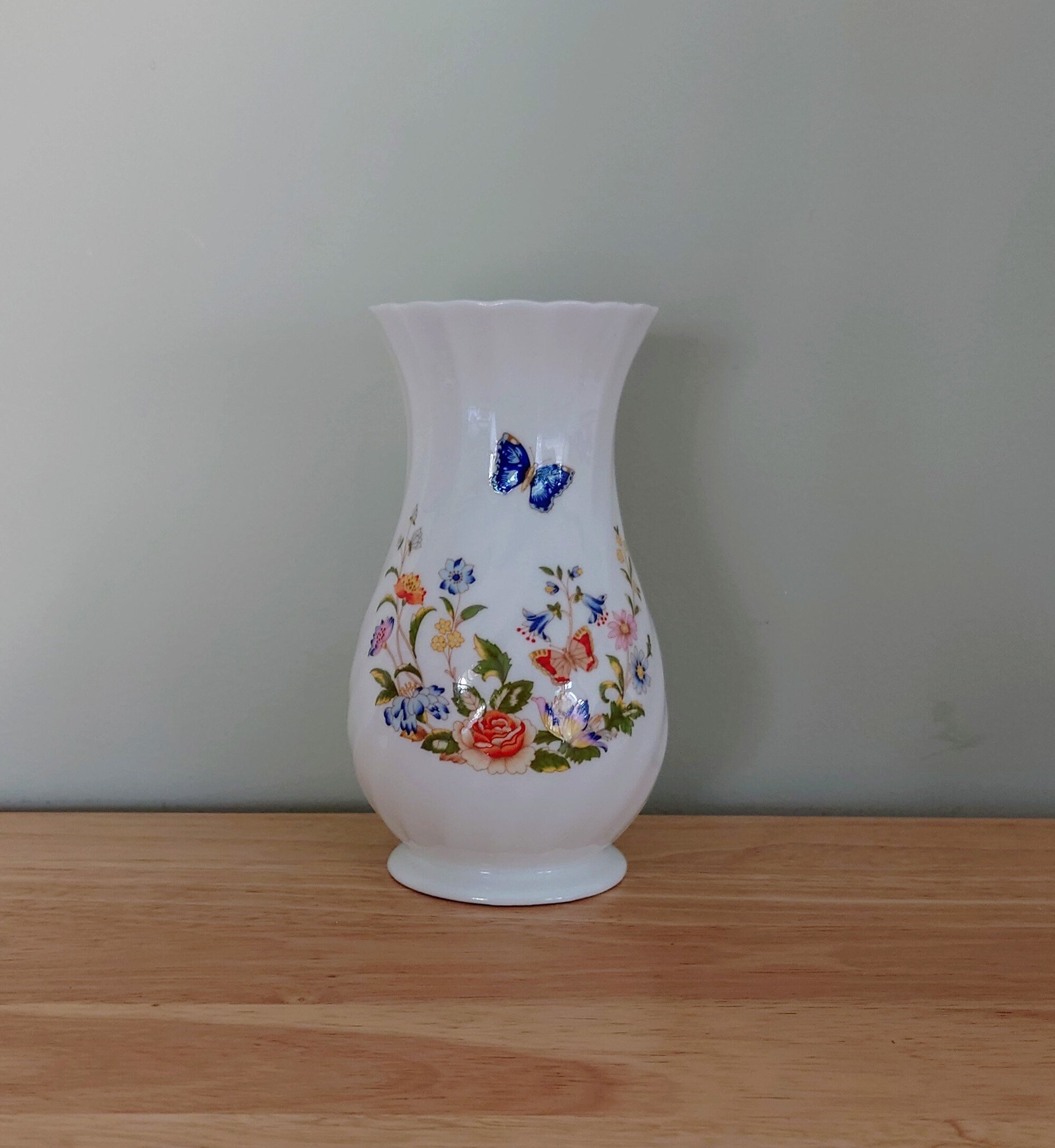 Aynsley Cascade Spiral Vase Cottage Garden Aynsley Fine Bone China Porcelain Made in England Cottage Garden Pattern Collectable Gift Vintage