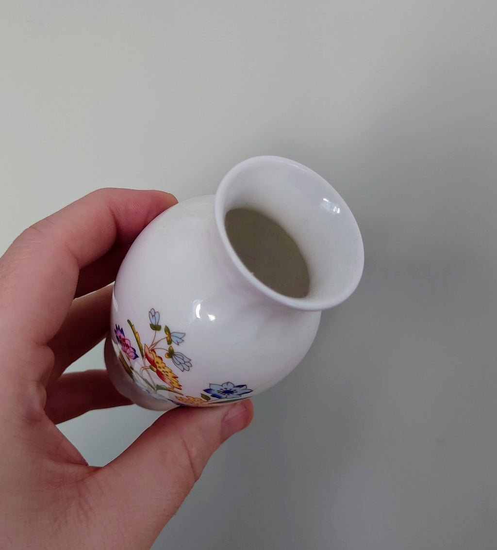Cottage Garden Aynsley Bud Vase Frill Small Globe Vase Porcelain Made in England Cottage Garden Pattern Collectable Vintage Aynsley Gift