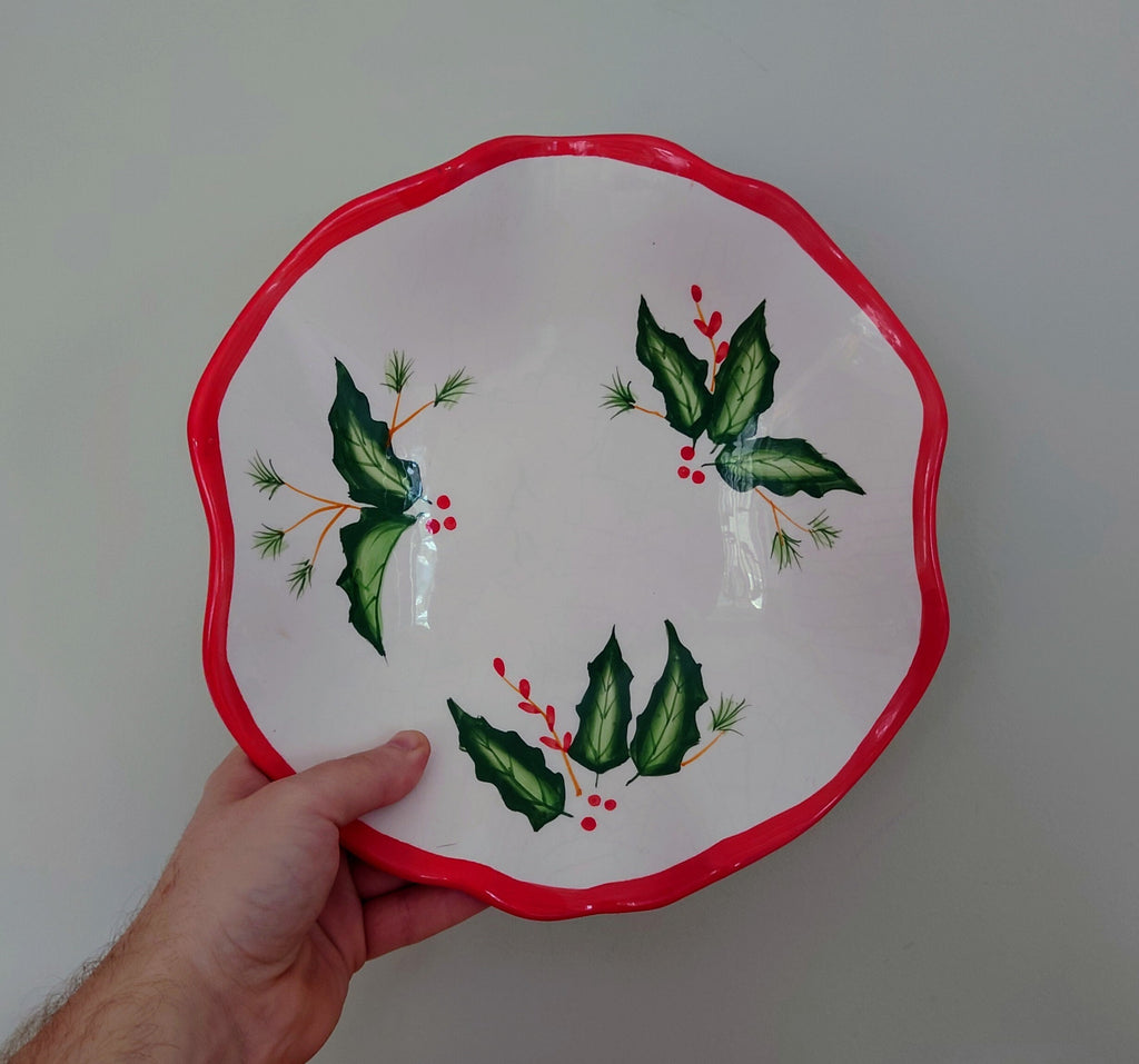 Christmas Holly Fruit Bowl Ceramic Retro Christmas Decorative Pedestal Bowl Footed Ceramic Bowl Dinning and Serving Christmas Dinner Table