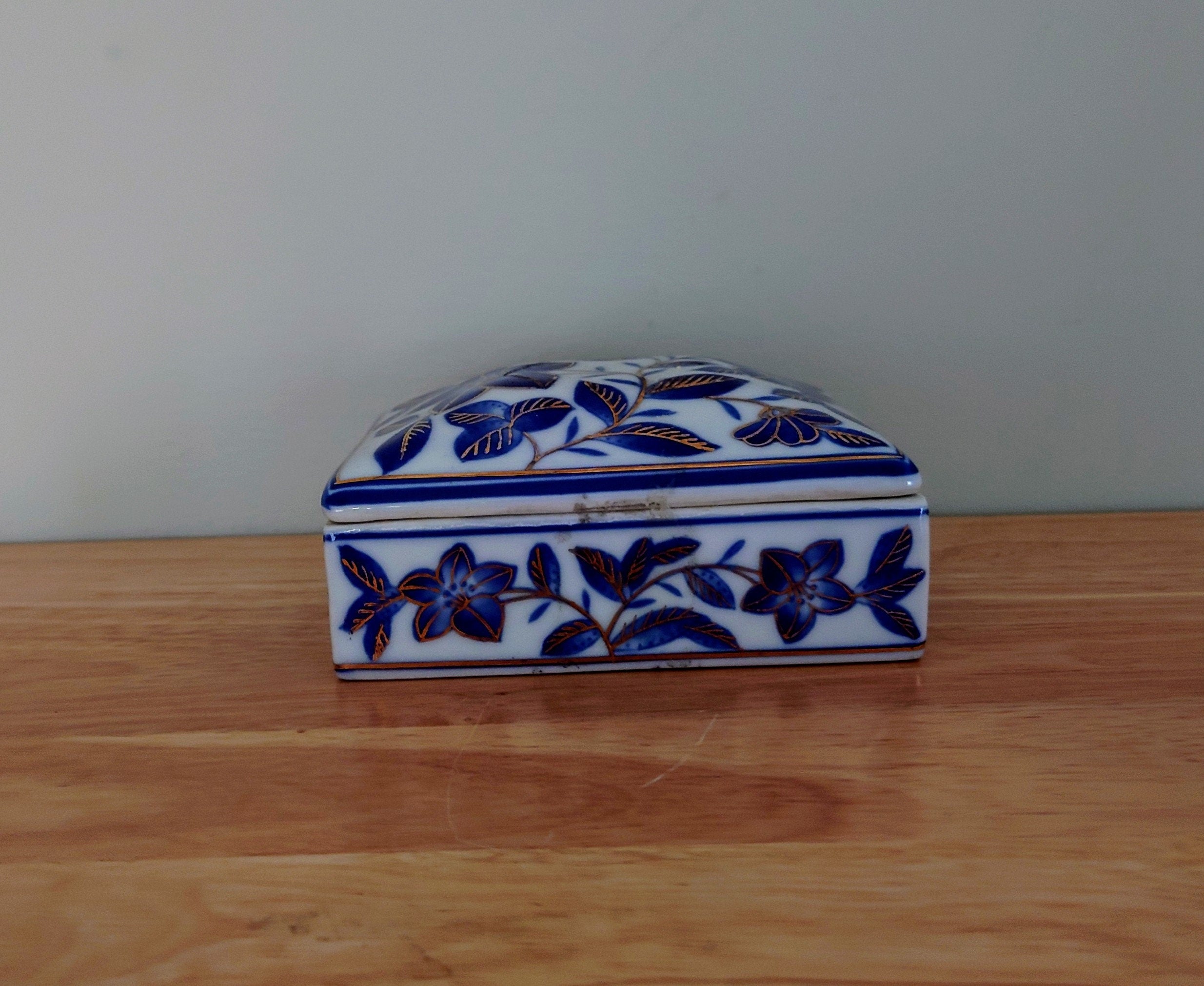 Vintage Porcelain Jewellery Box Asian Blue Trinket Floral Storage Box Jewelry Dresser Box Hand Painted , Chinoiserie Ceramic Keepsake Box