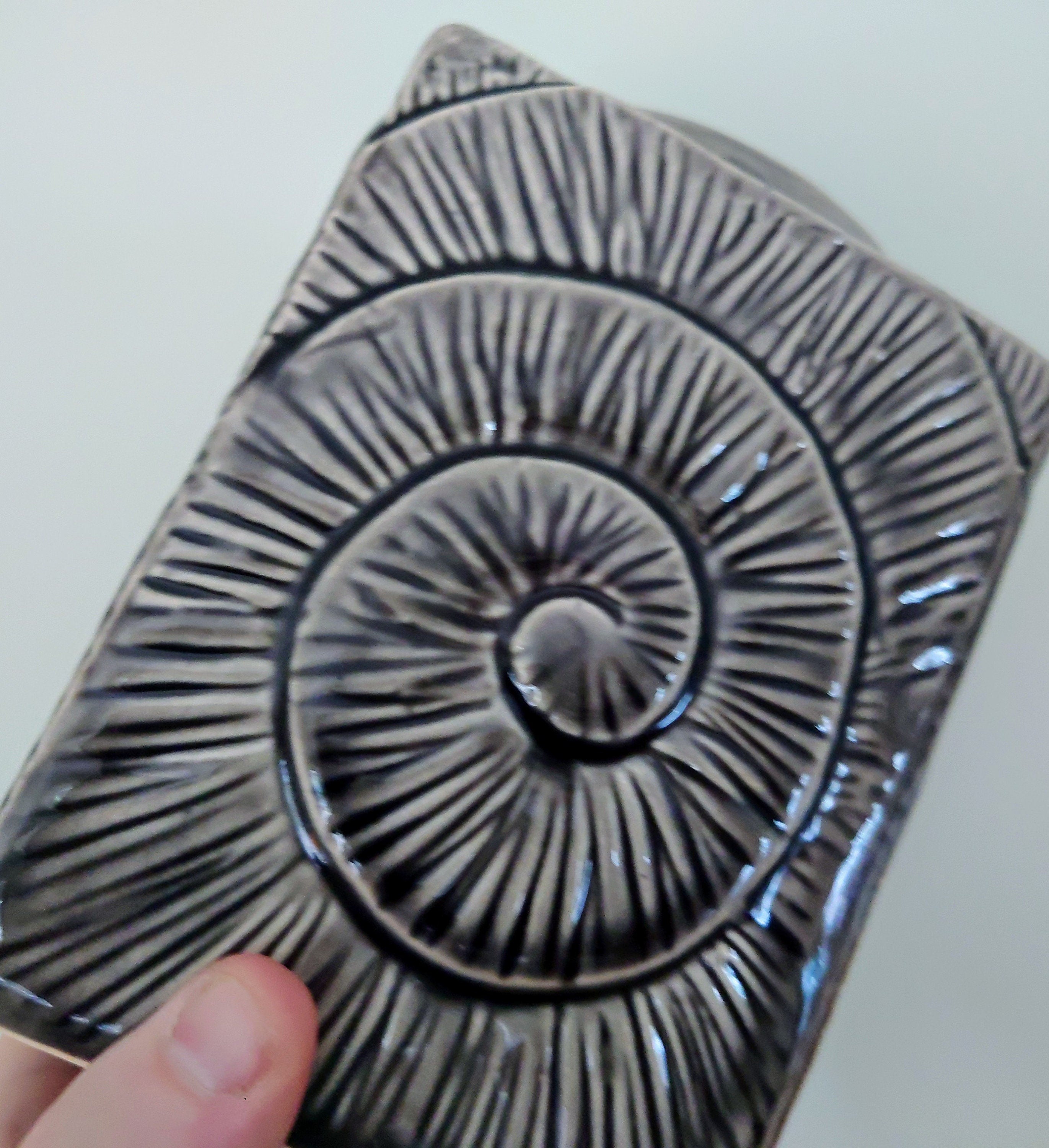 Vintage Shell Planter Vase 11970's Grey Shell Vase  Vintage Shell Ceramic Indoor Planter Ceramic Pottery Shell Flower Vase Decorative