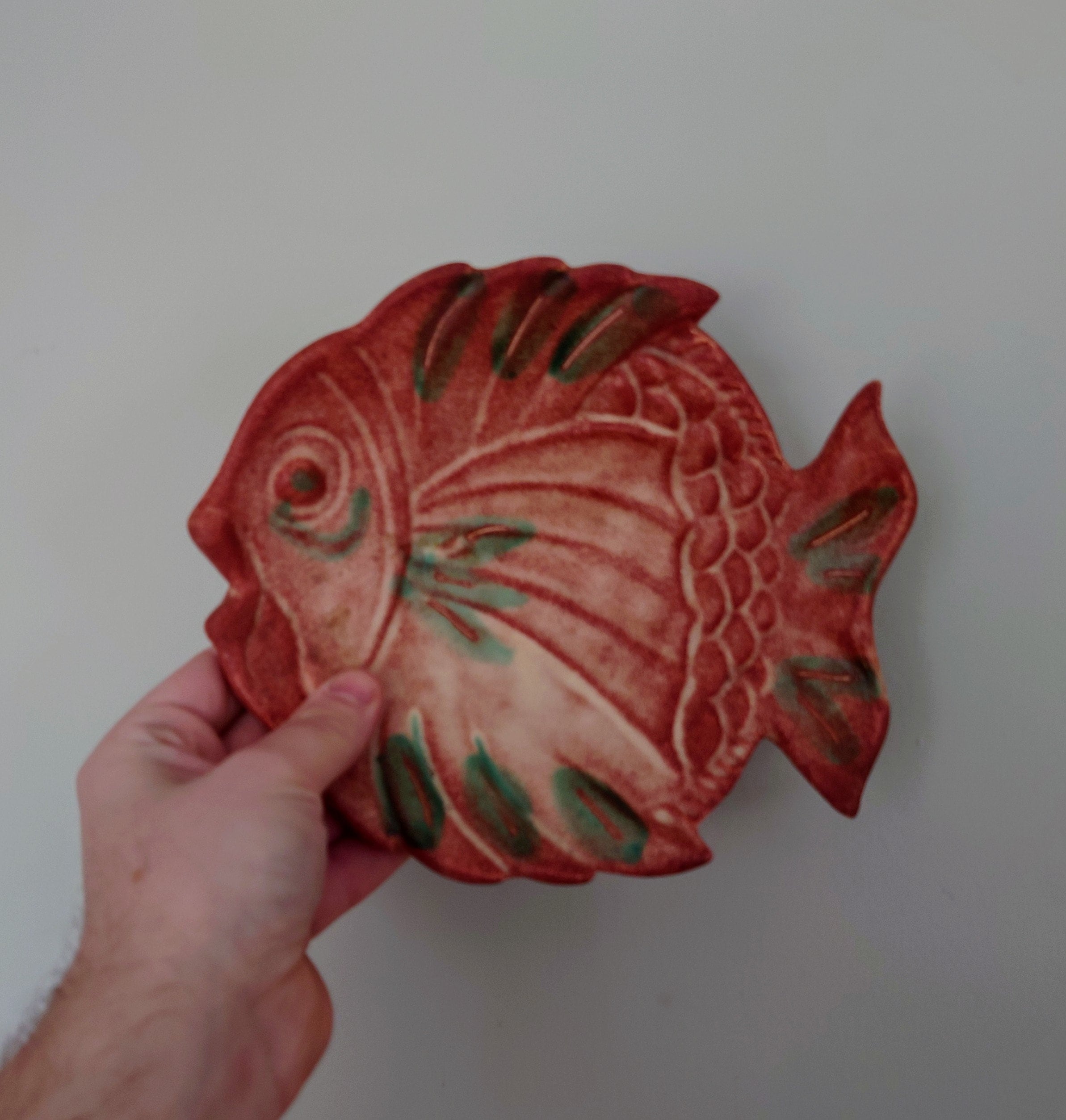 Vintage Red Fish Dish Ceramic Tray Shell Bowl Retro Key Dish Fruit Bowl Bathroom Décor Ornament Red Lustre