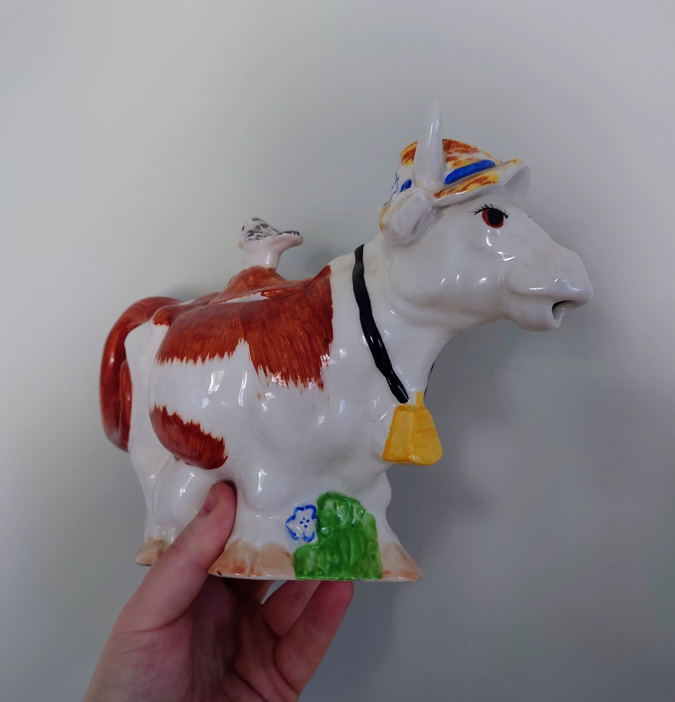 Vintage Cow Teapot Decorative Novelty Ornamental Cow Teapot Afternoon Tea Party Ceramic Teapot  Milk Cow Dairy