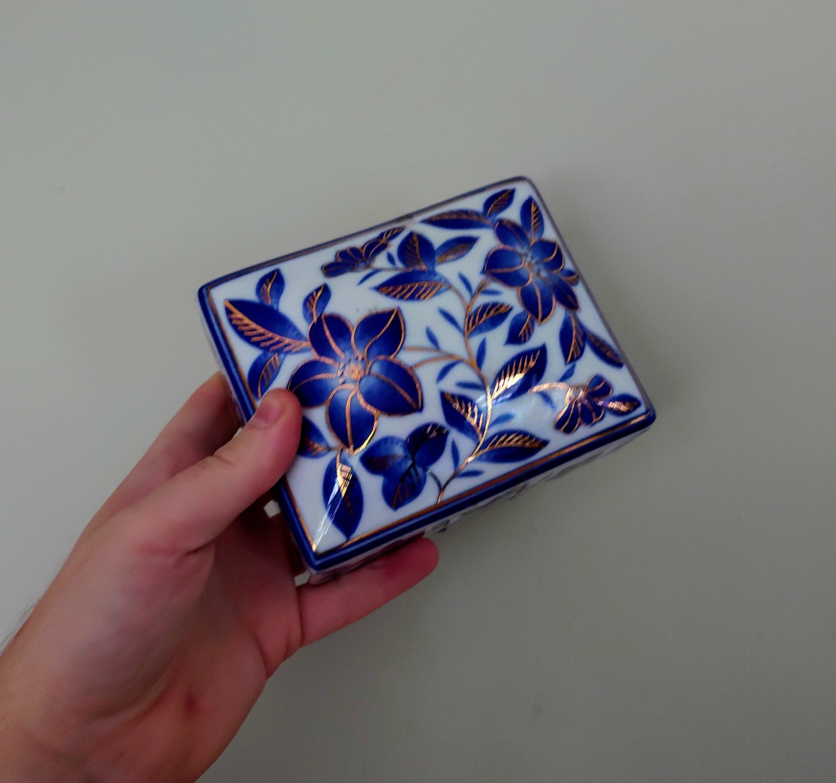 Vintage Porcelain Jewellery Box Asian Blue Trinket Floral Storage Box Jewelry Dresser Box Hand Painted , Chinoiserie Ceramic Keepsake Box