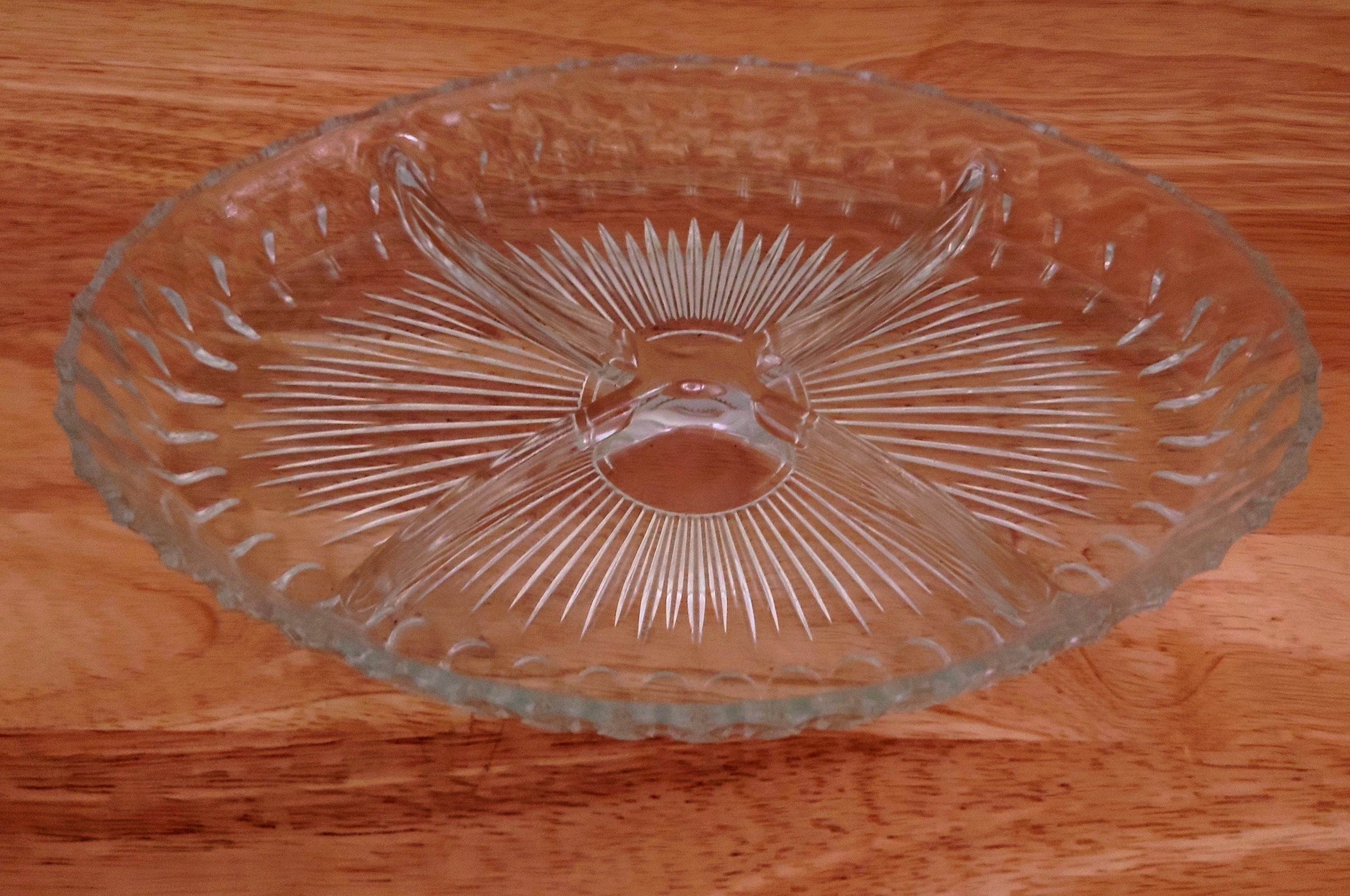Vintage Relish Tray 3 compartments Glass Dish Serving Snacks  Kitchenware Retro 1970's. Kitsch Clear Serving Tray Retro