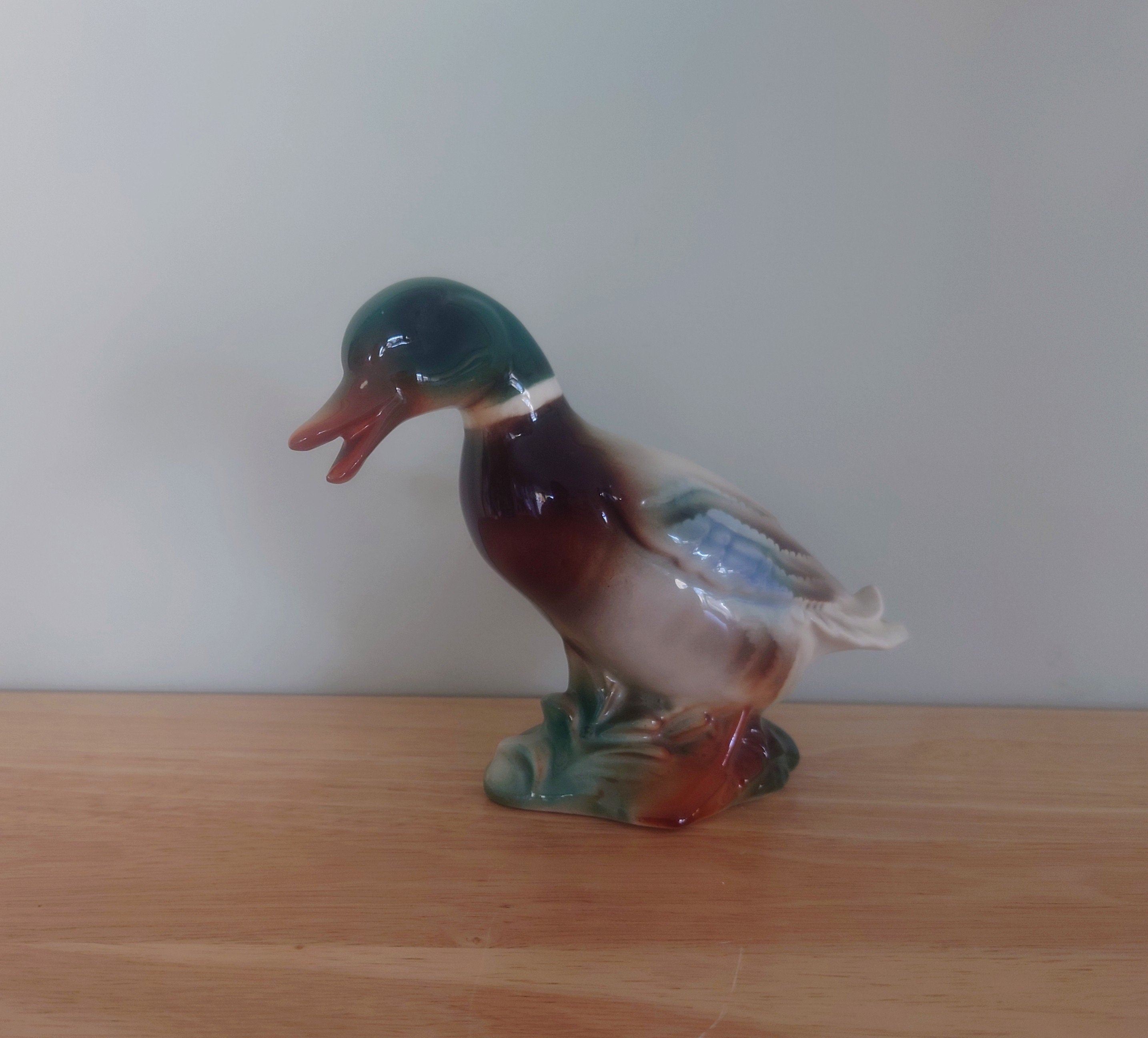 Vintage Ceramic Duck Figurine Kitsch Duck sculpture Farmyard Animal Kitchen Décor Country Cottage