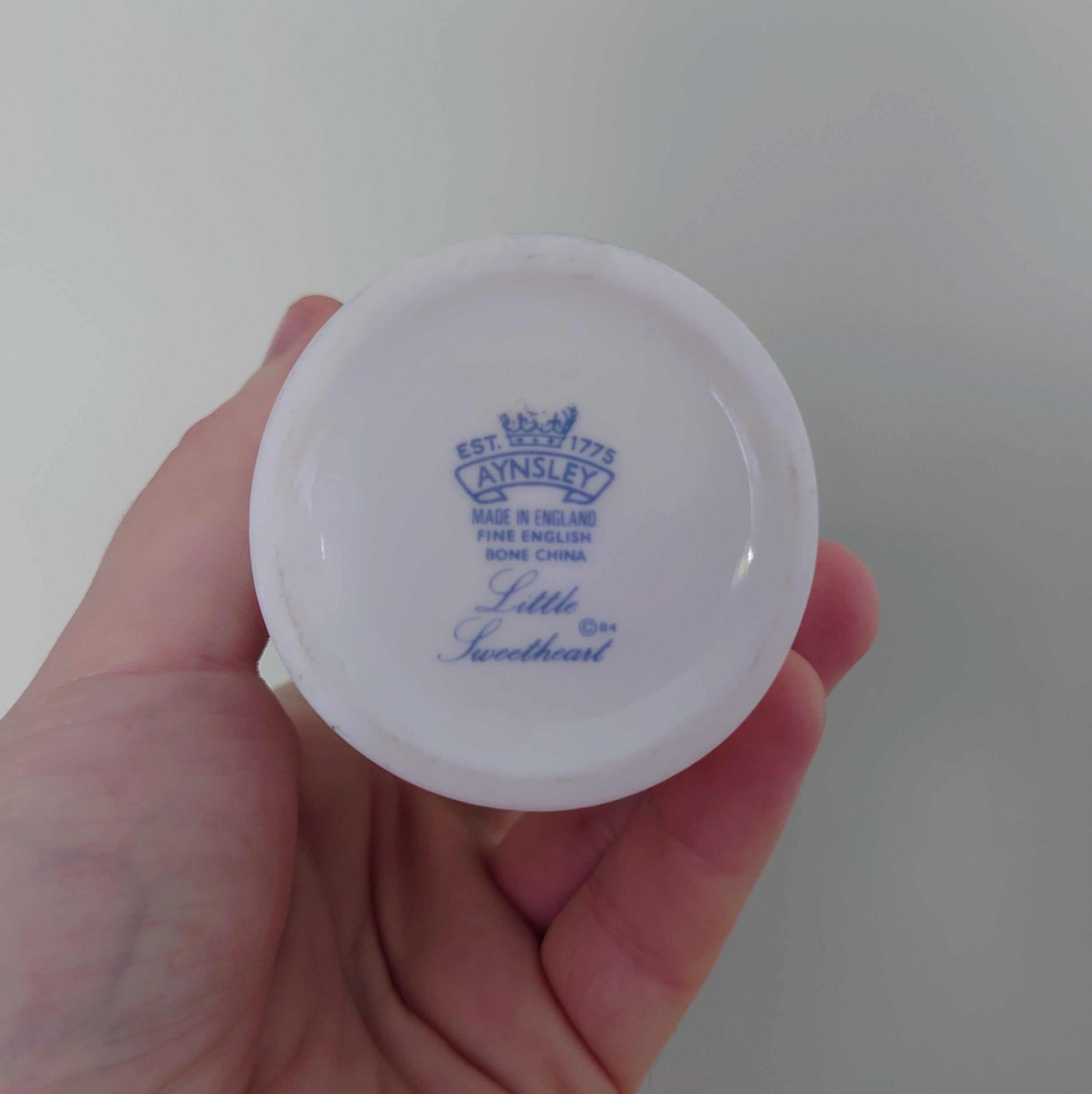 Little Sweetheart Aynsley Vase  6 3/4" Porcelain Made in England Little Sweetheart Pattern Collectable Vintage