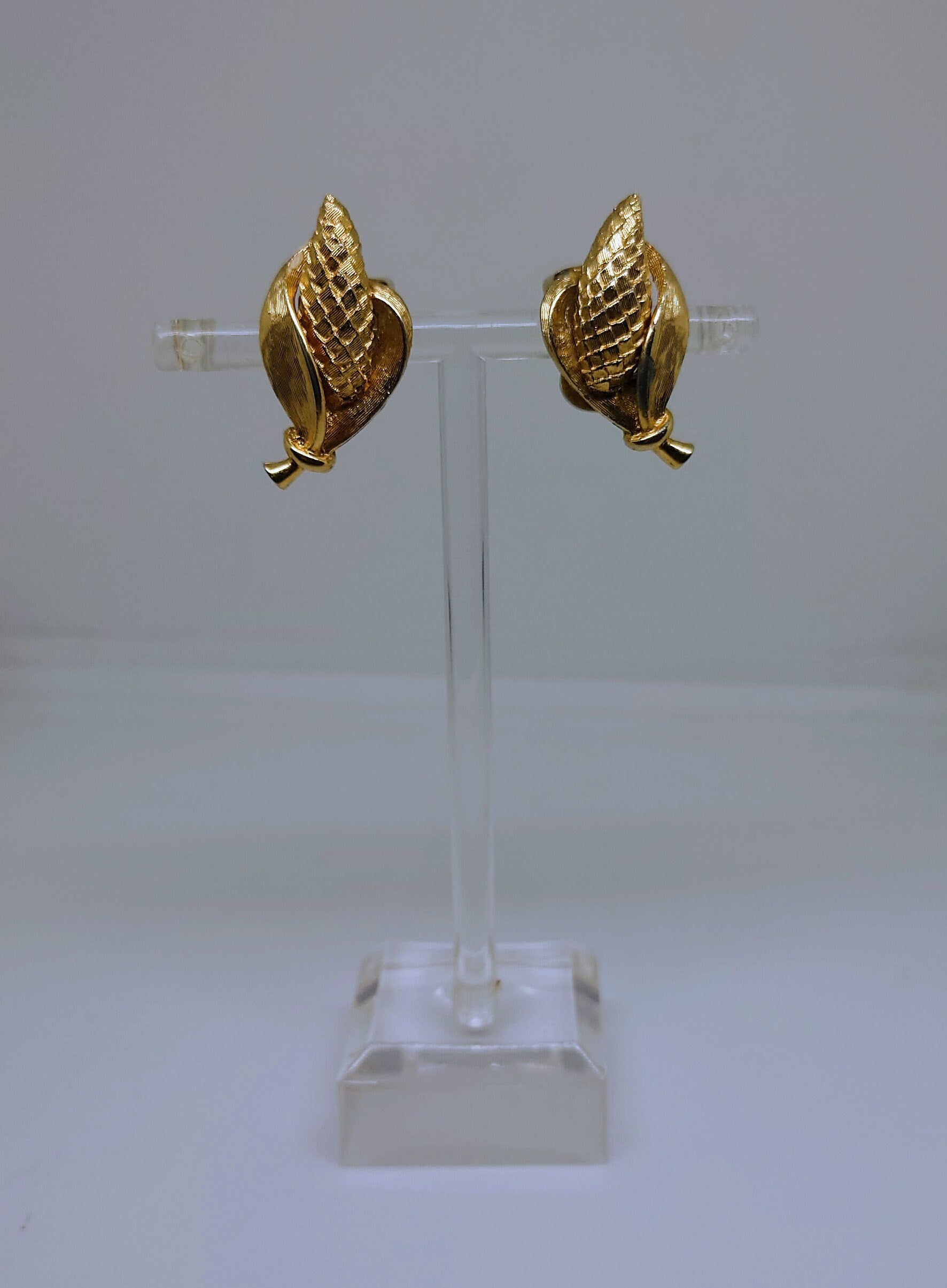 Vintage Earrings Corn Gold Tone Sweetcorn 1950's/60's Clip On Gold Tone Costume Jewellery Jewelry Earrings Novelty Clip on Gold Metal
