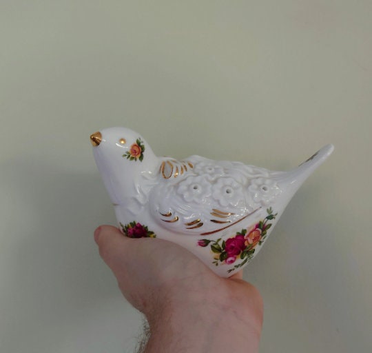 Royal Albert Old Country Roses Potpourri Bird Pomander Porcelain Bird Figurine  Pot-pourri.