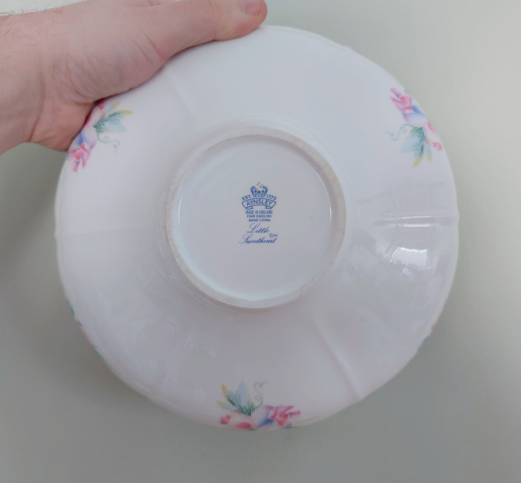 Aynsley - Little Sweetheart -   Serving Bowl Fine Bone China Porcelain Made in England Pattern Collectable Vintage Plate Fruit Bowl