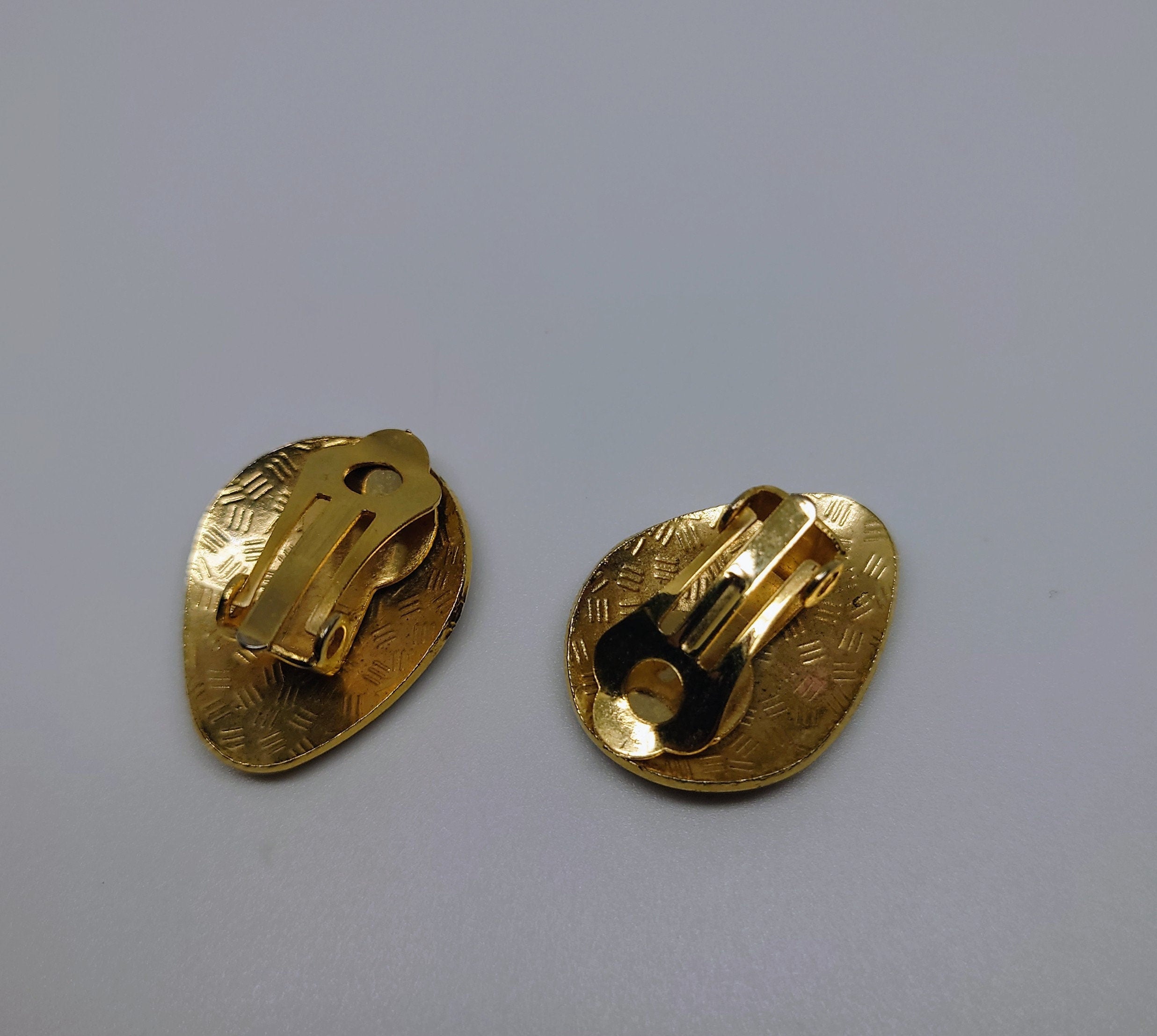 Vintage Cloisonne Enamel Clip on  Earrings Floral Flower Earrings Gold Tone Metal Costume Jewellery Jewelry