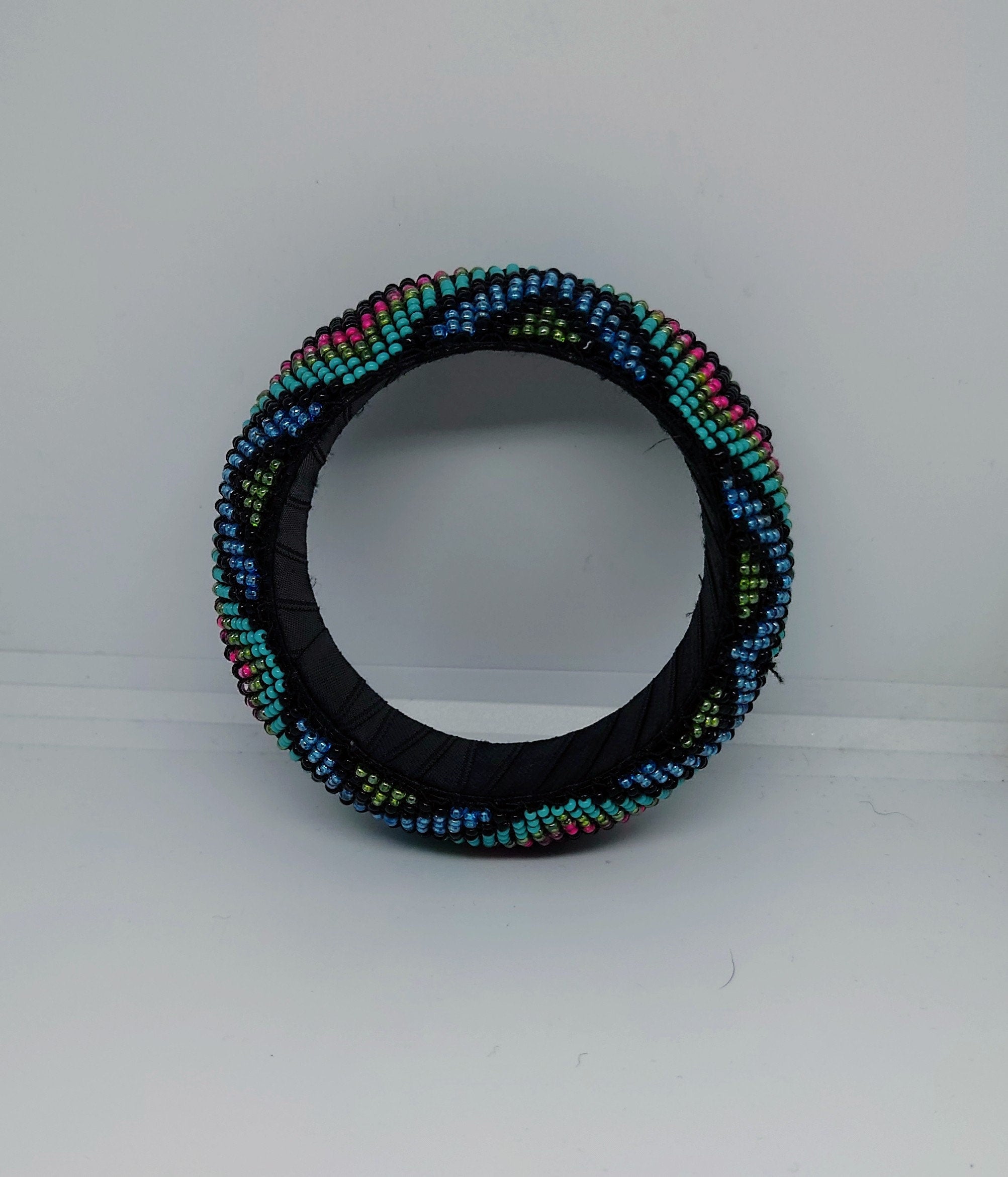 Vintage Seed Beaded Bracelet Blue and Black Round Chunky Retro Costume Jewellery Jewelry