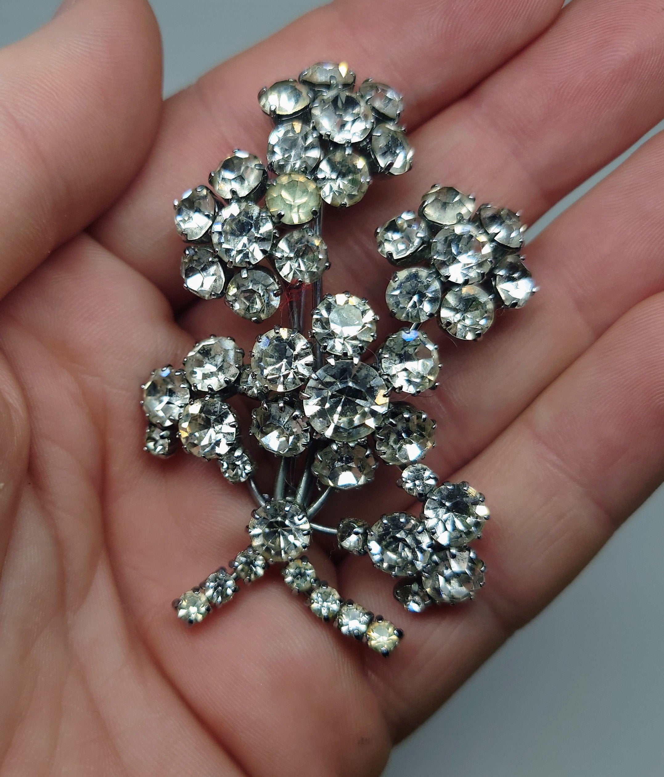 Vintage Floral Brooch Diamante Rhinestone Clear Diamond  Faux Silver Costume Jewellery Jewelry Pin Decorative Flower pin Brooch
