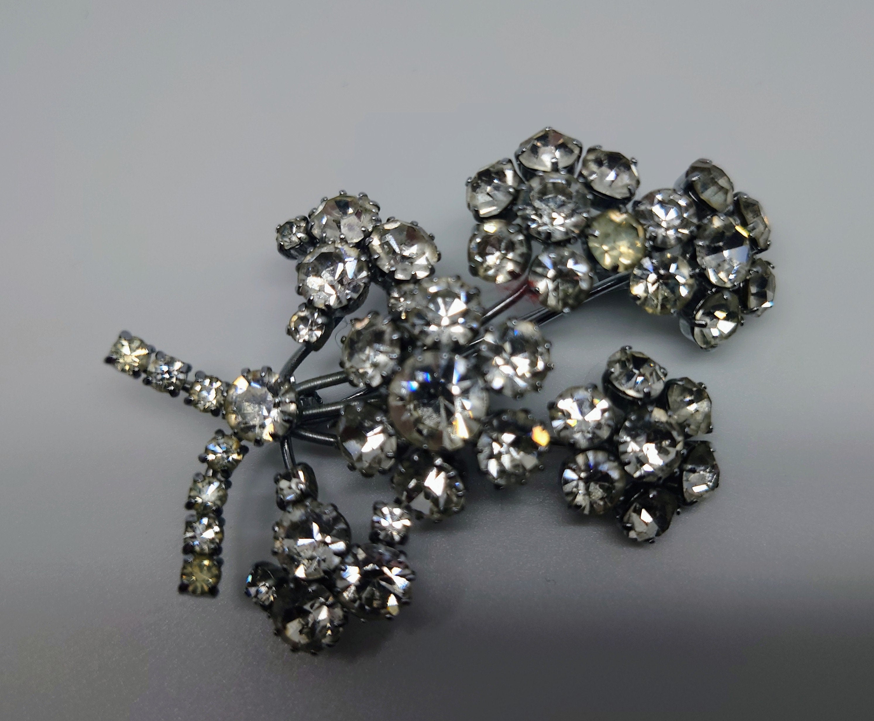 Vintage Floral Brooch Diamante Rhinestone Clear Diamond  Faux Silver Costume Jewellery Jewelry Pin Decorative Flower pin Brooch